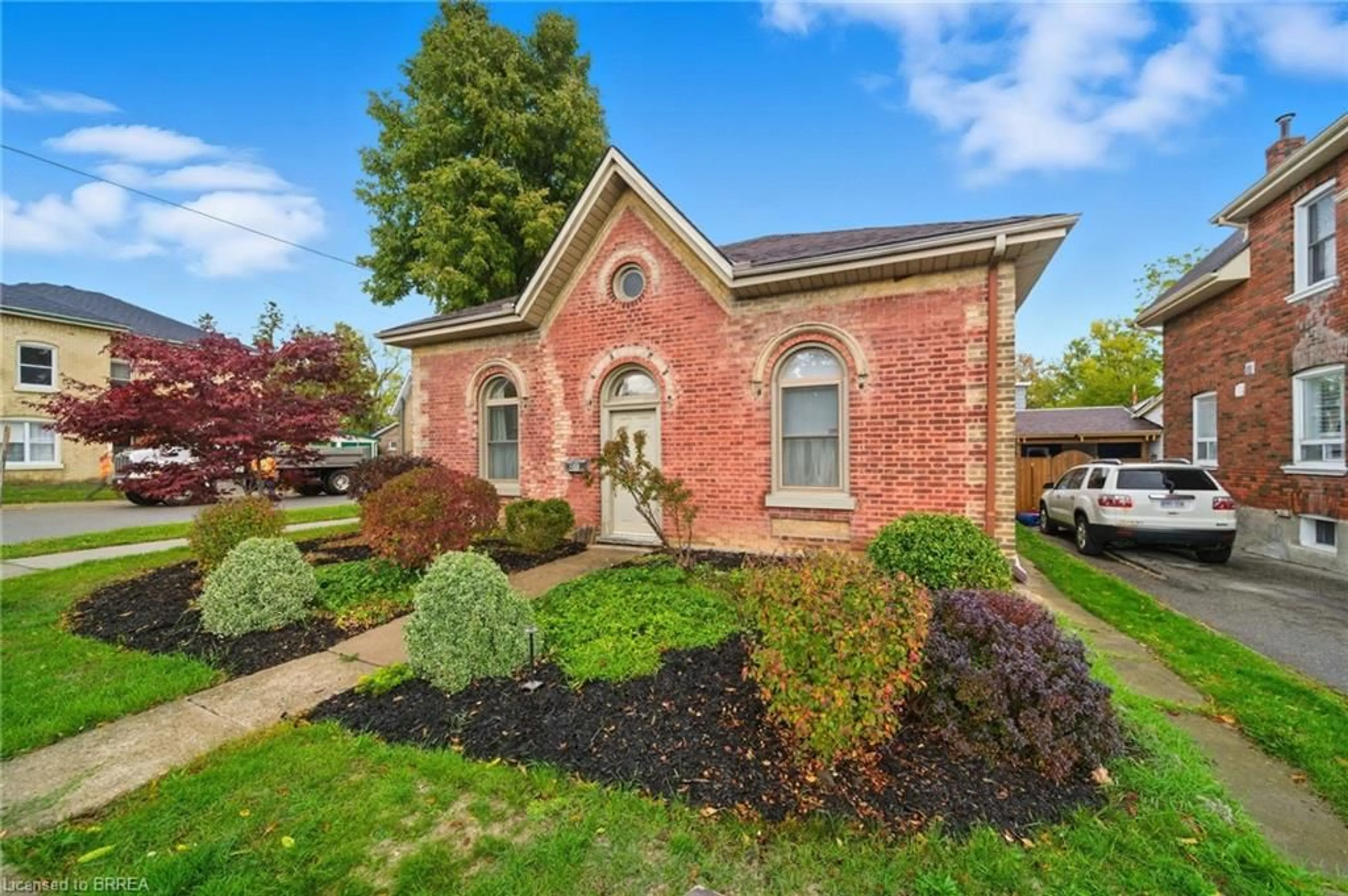 Home with brick exterior material, street for 89 Murray St, Brantford Ontario N3S 5P1