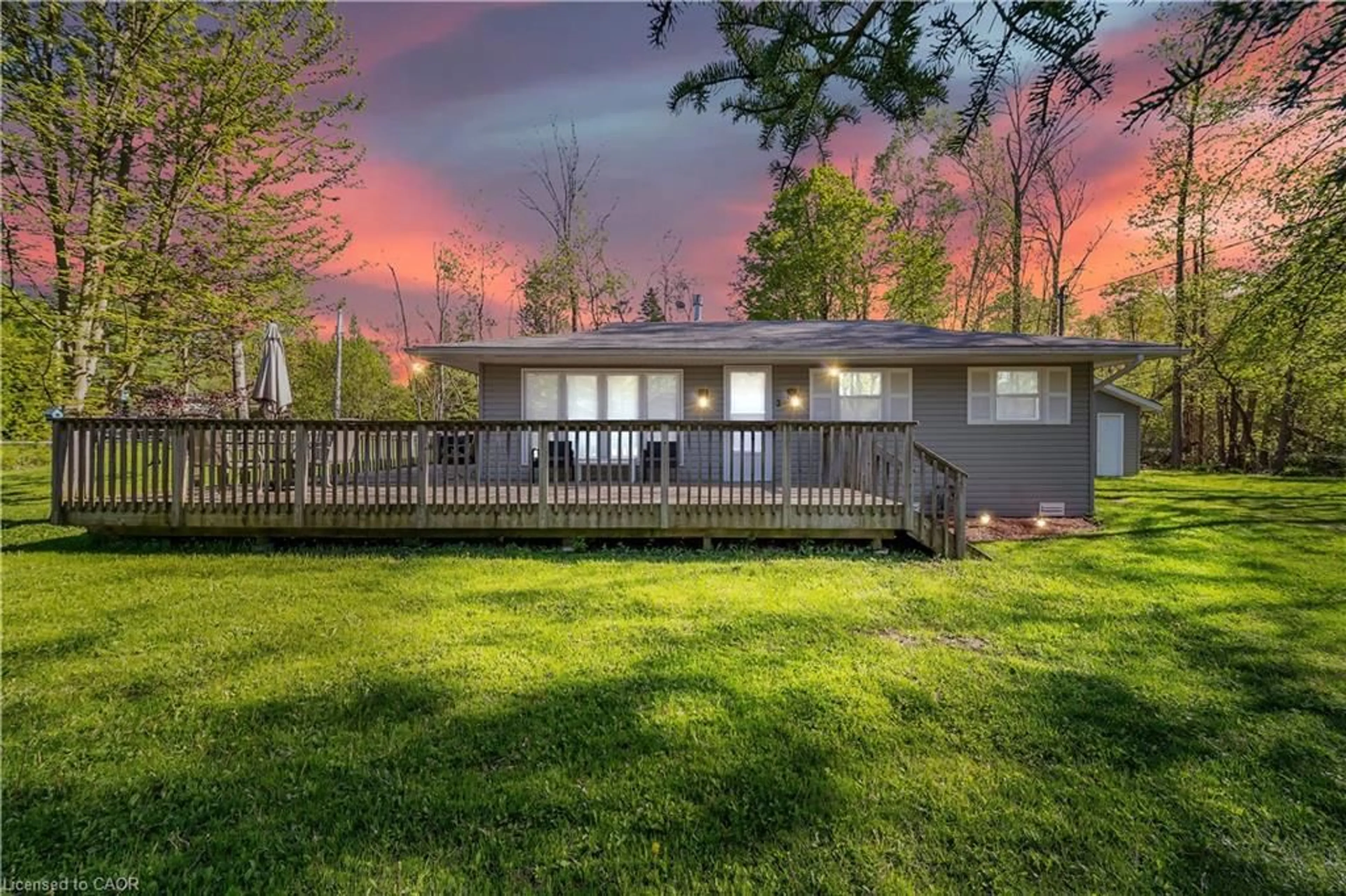 Home with vinyl exterior material, unknown for 2 Birch St, Sauble Beach Ontario N0H 2G0