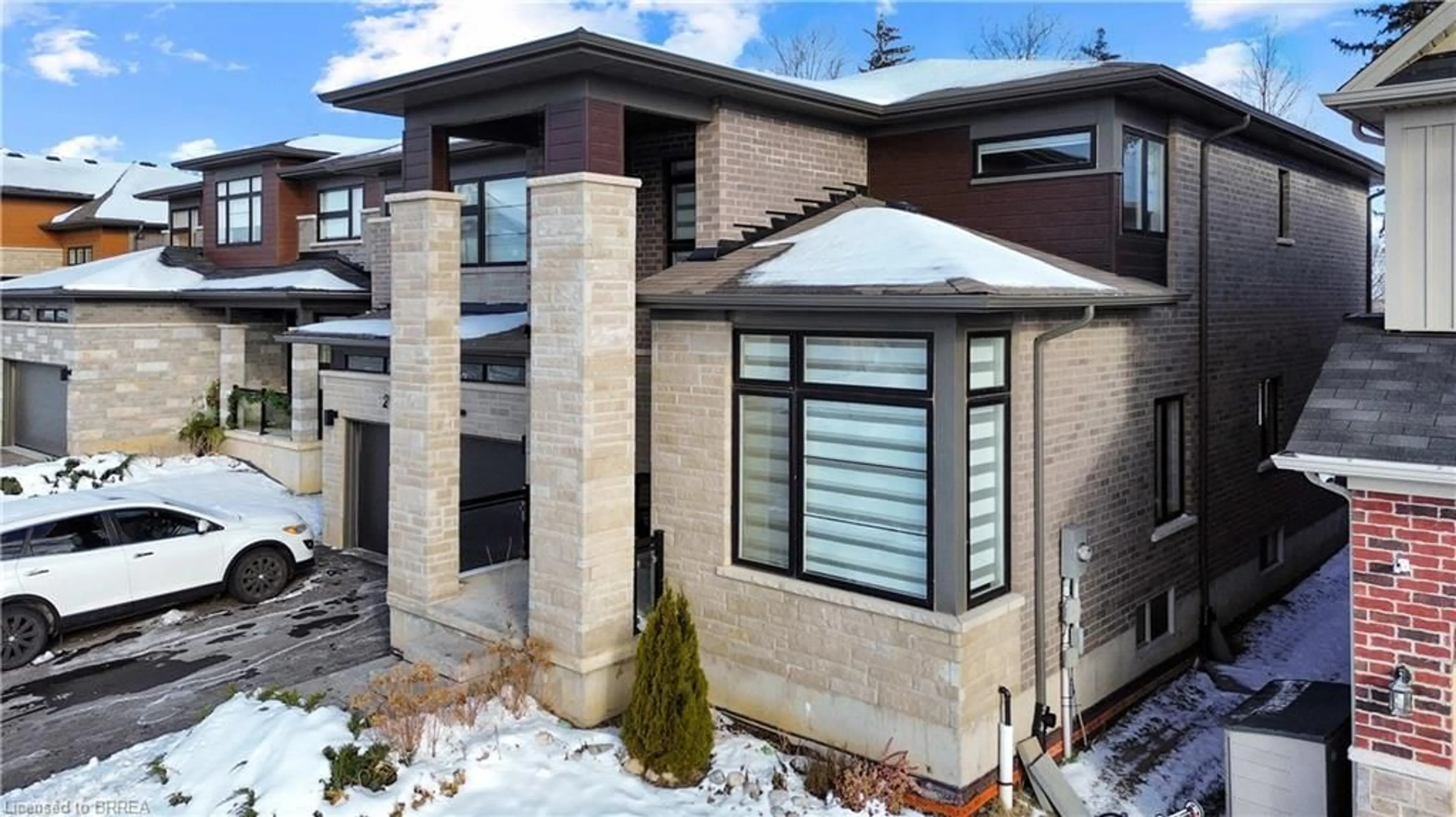 Home with brick exterior material, street for 22 Lorne Card Dr, Paris Ontario N3L 0J7