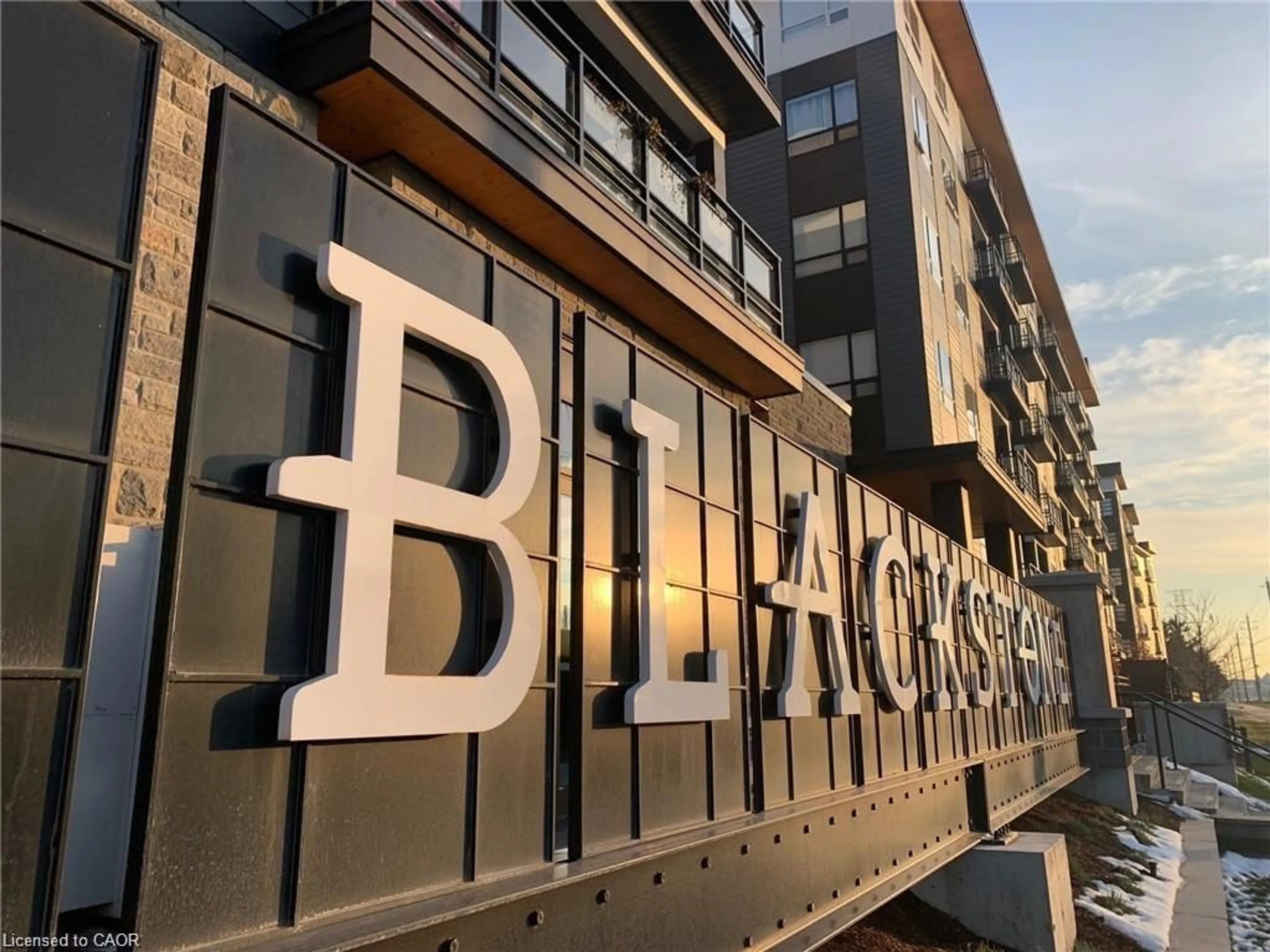 Home with brick exterior material, building for 255 Northfield Dr #612, Waterloo Ontario N2K 0G5