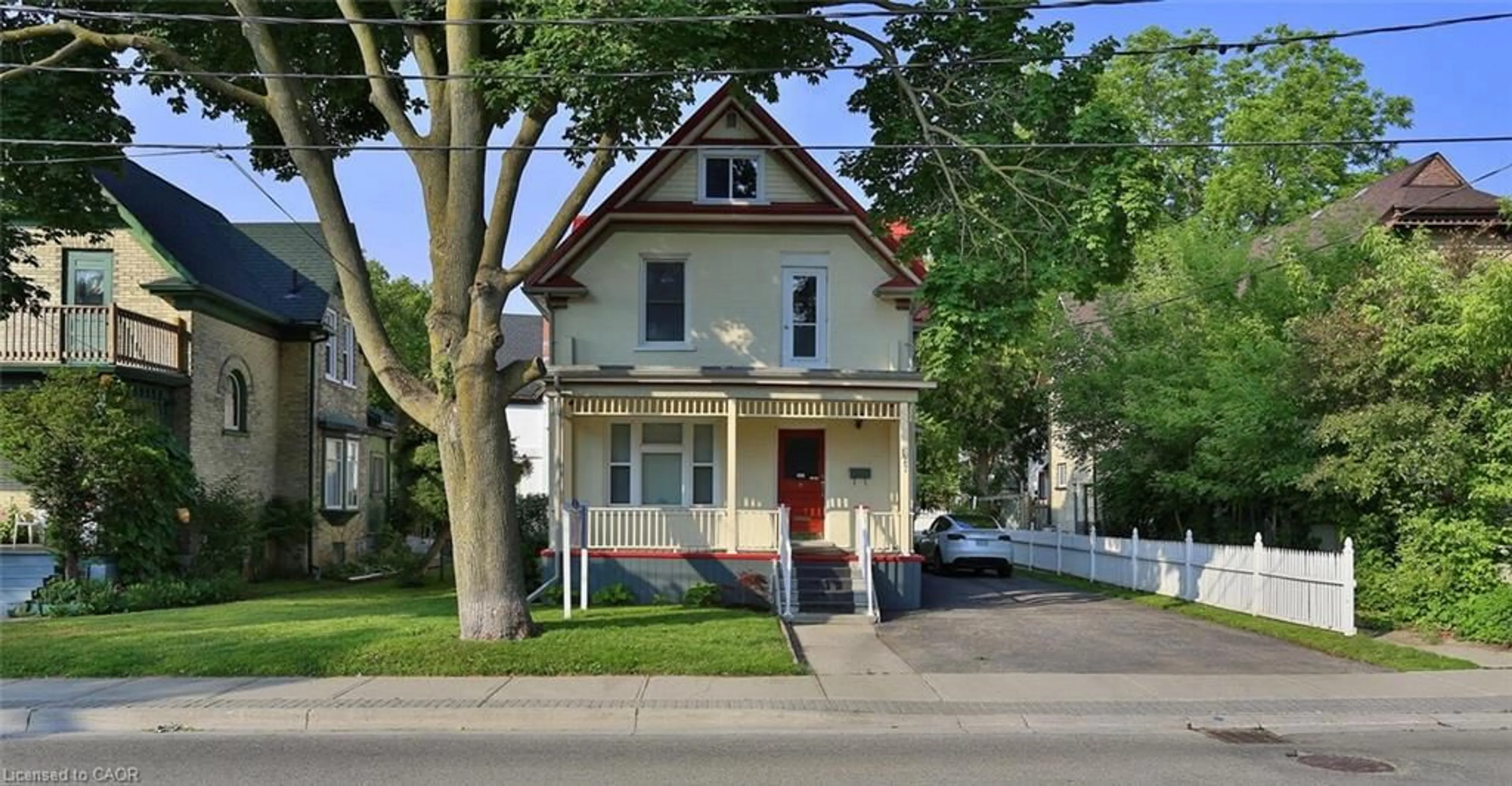 Unknown for 127 Duke St, Kitchener Ontario N2H 1A6