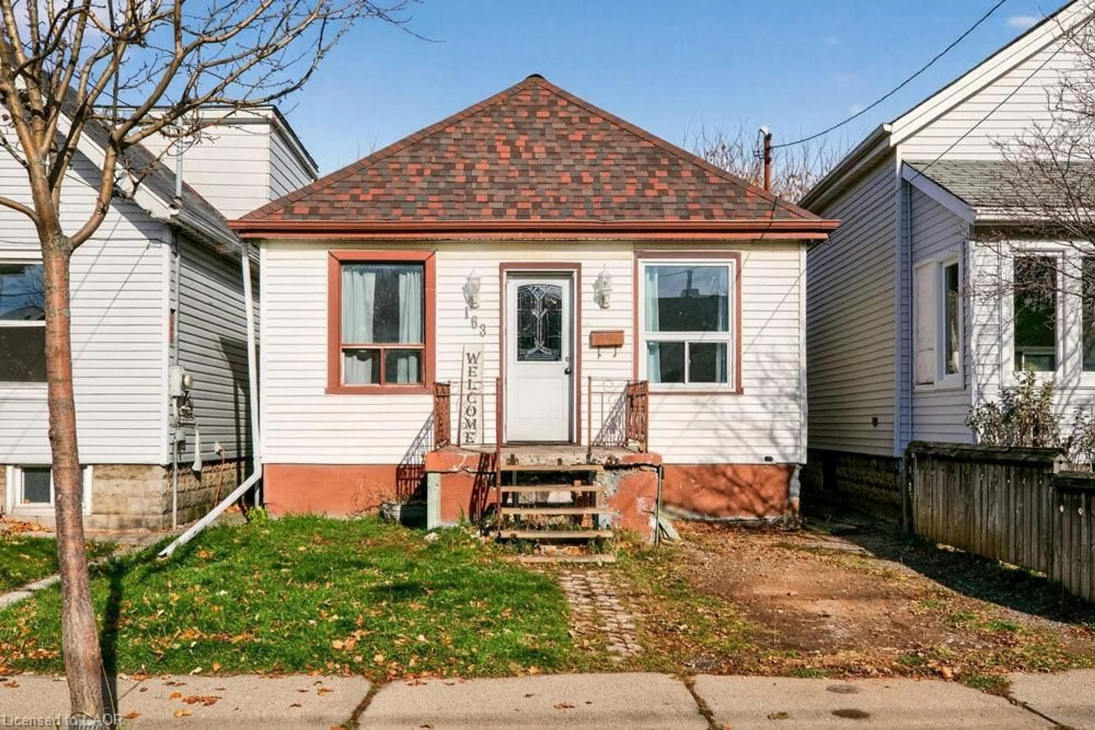 Home with brick exterior material, street for 163 Hope Ave, Hamilton Ontario L8H 2E7