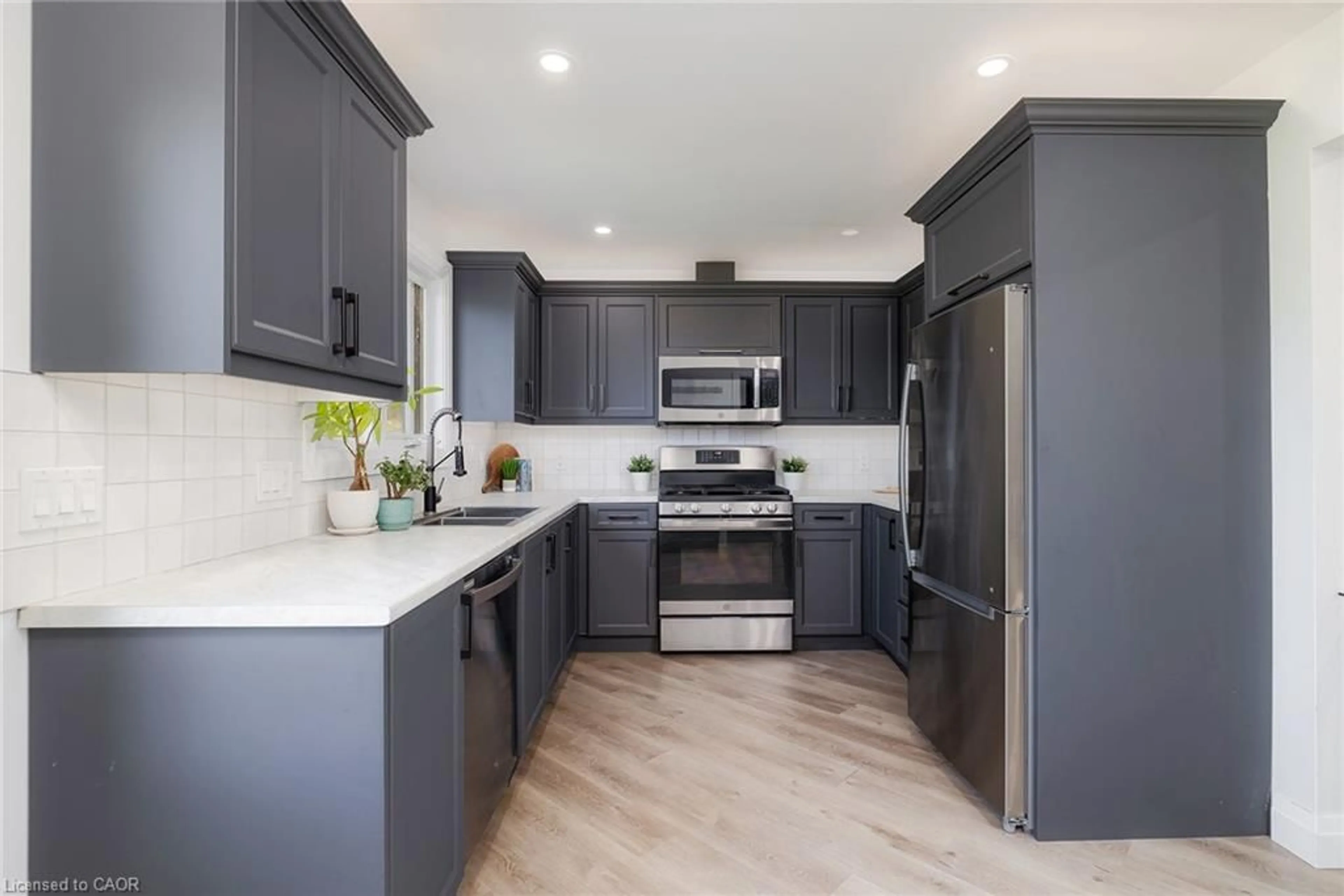 Open concept kitchen, unknown for 401250 Grey 4 Rd, Hanover Ontario N4N 3B8