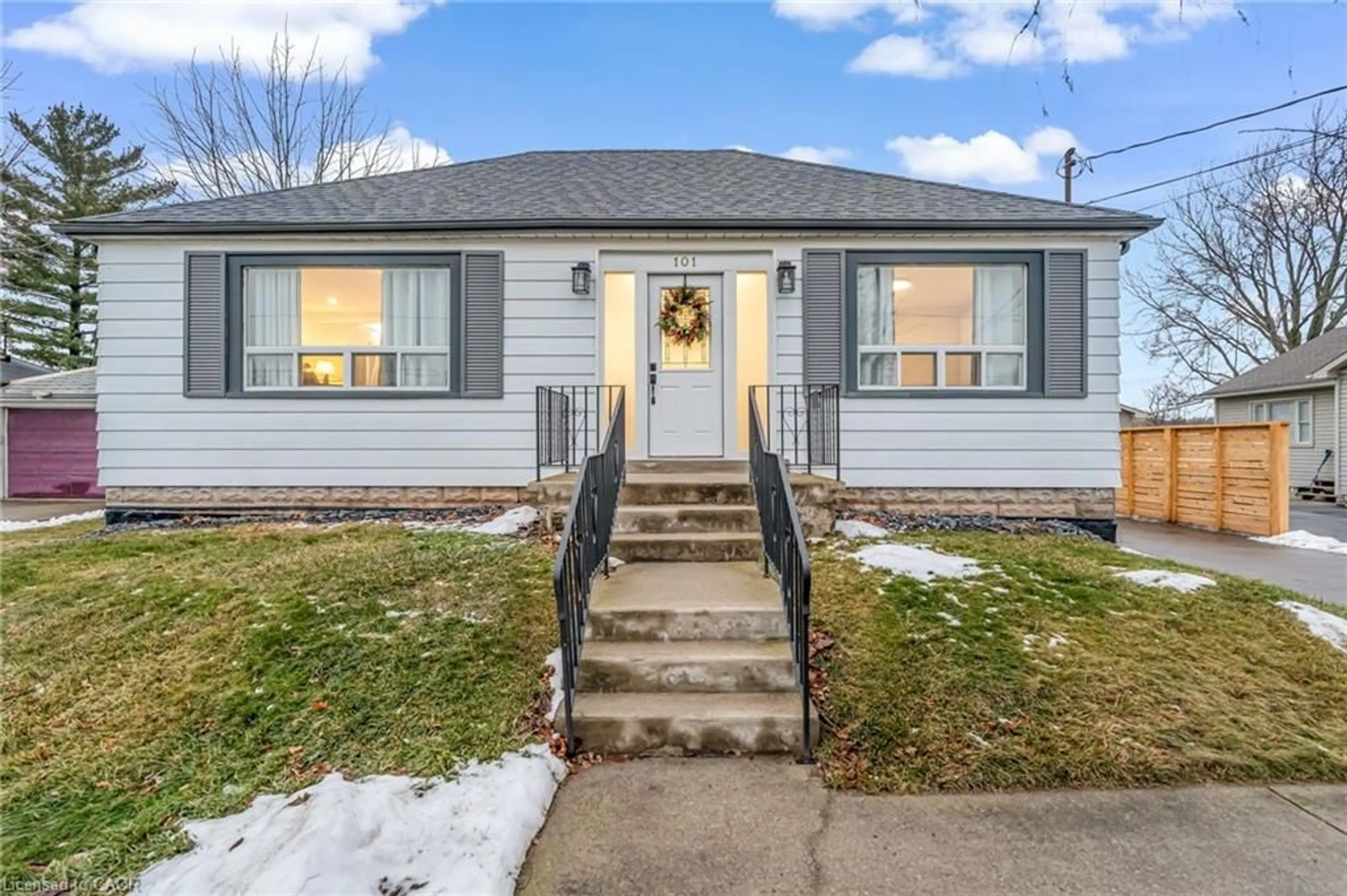 Unknown for 101 Corman Ave, Stoney Creek Ontario L8G 3W3