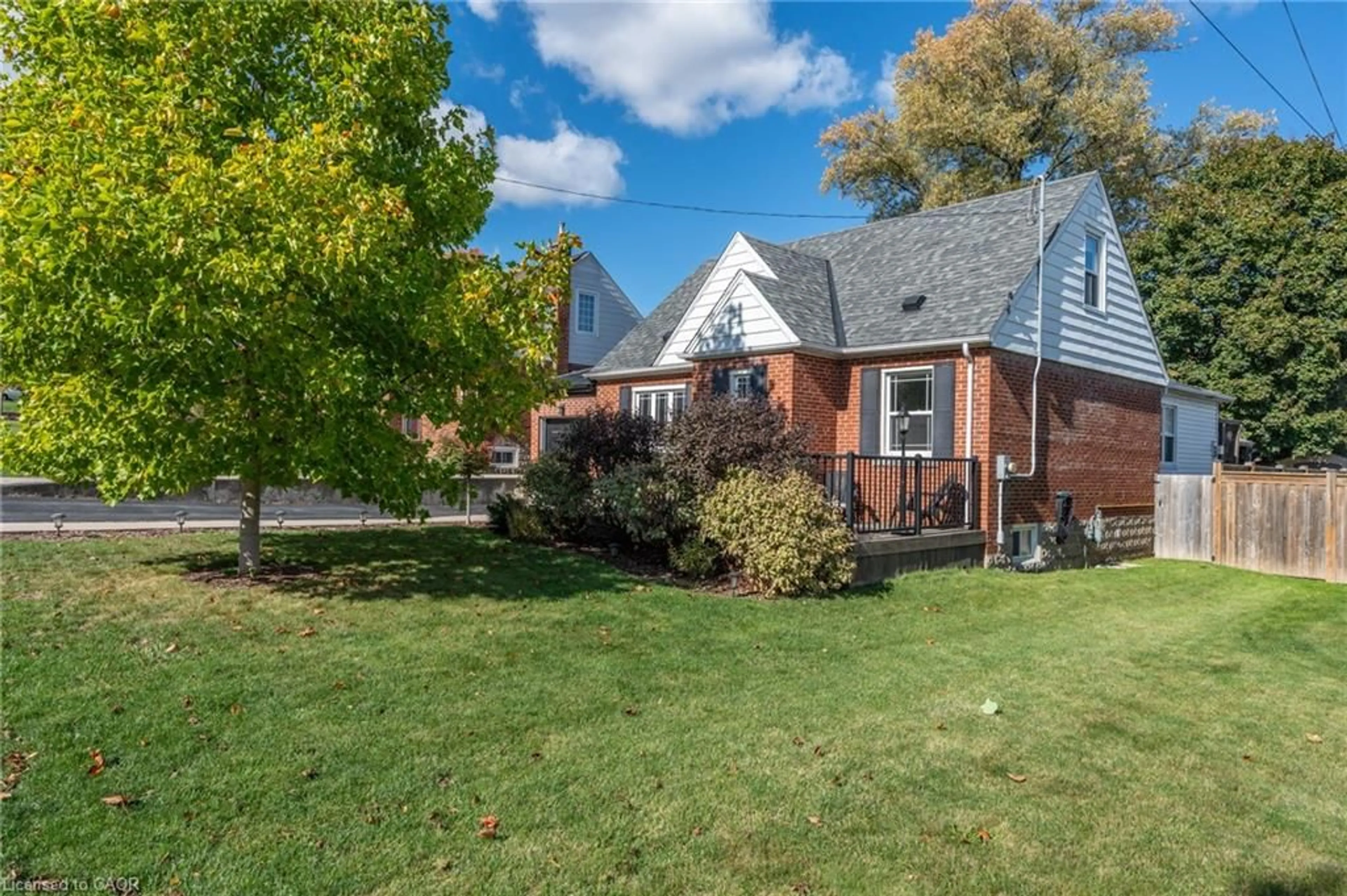 Home with brick exterior material, street for 25 Montrose Ave, Hamilton Ontario L8K 4X9