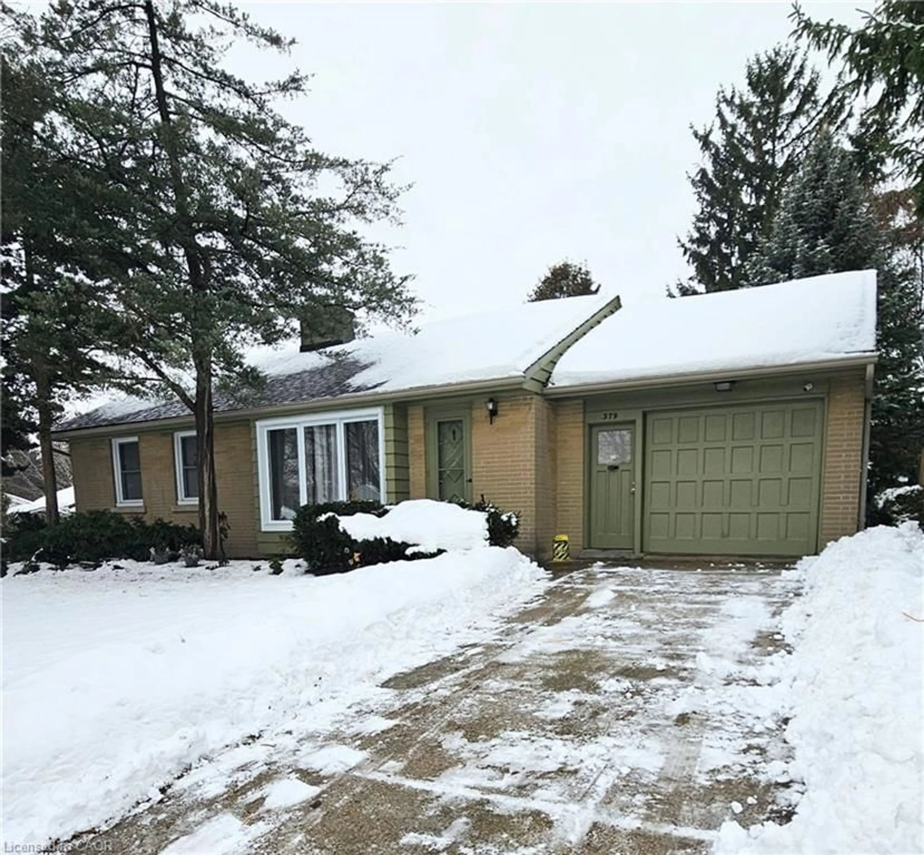 Unknown for 379 St. Leger St, Kitchener Ontario N2H 4M8