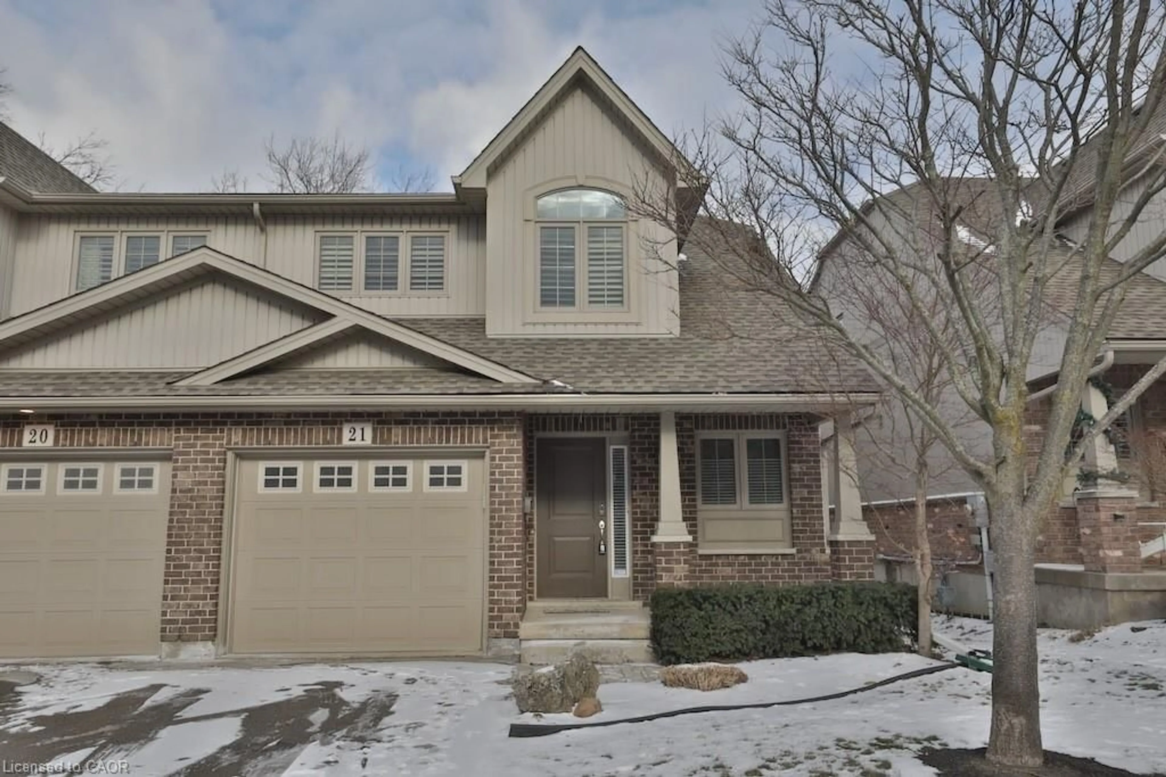 Home with brick exterior material, street for 7 Gibson Pl #21, St. Catharines Ontario L2R 0A3