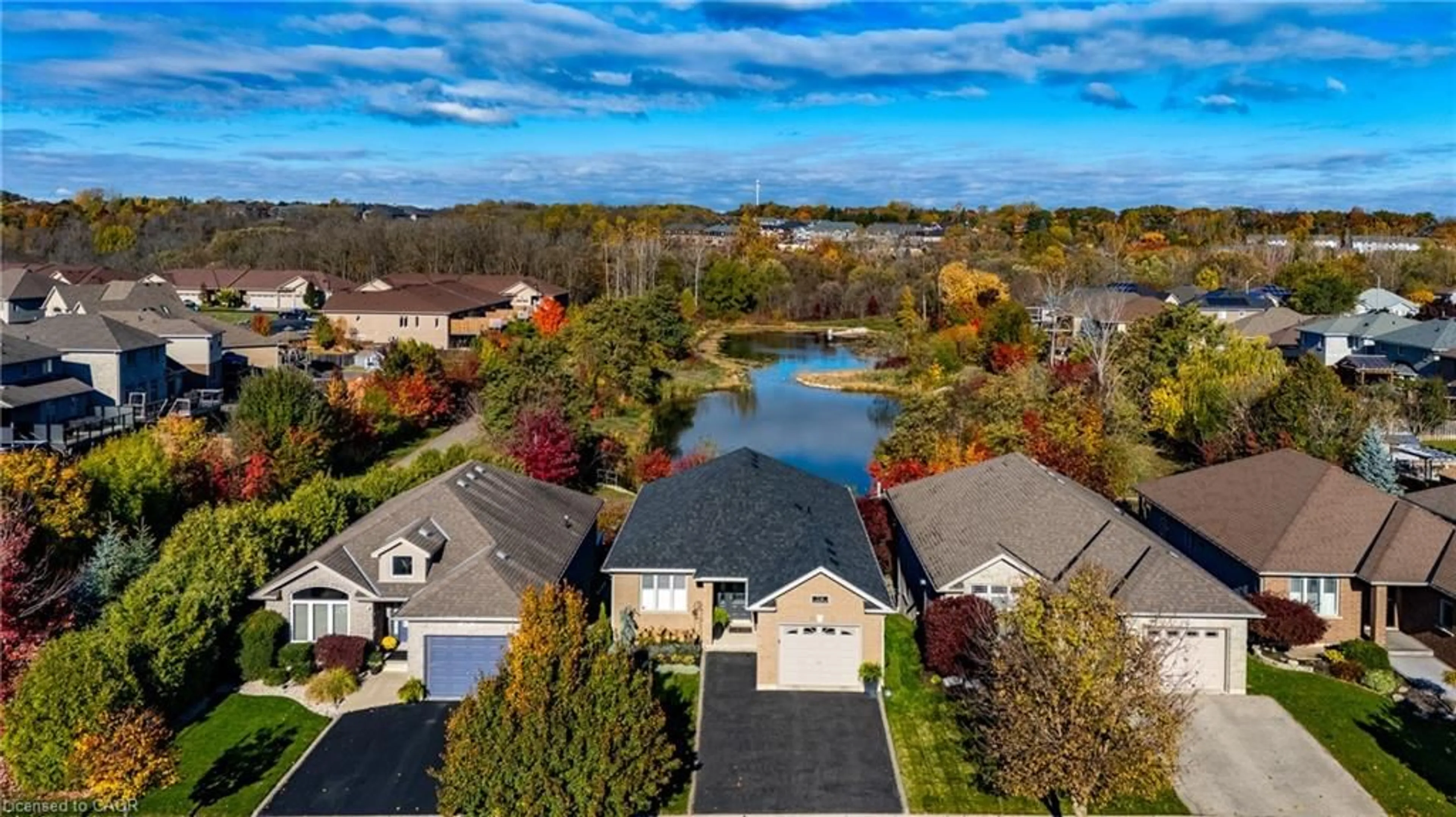 A pic from outside/outdoor area/front of a property/back of a property/a pic from drone, water/lake/river/ocean view for 114 Mcguiness Dr, Brantford Ontario N3T 6R6