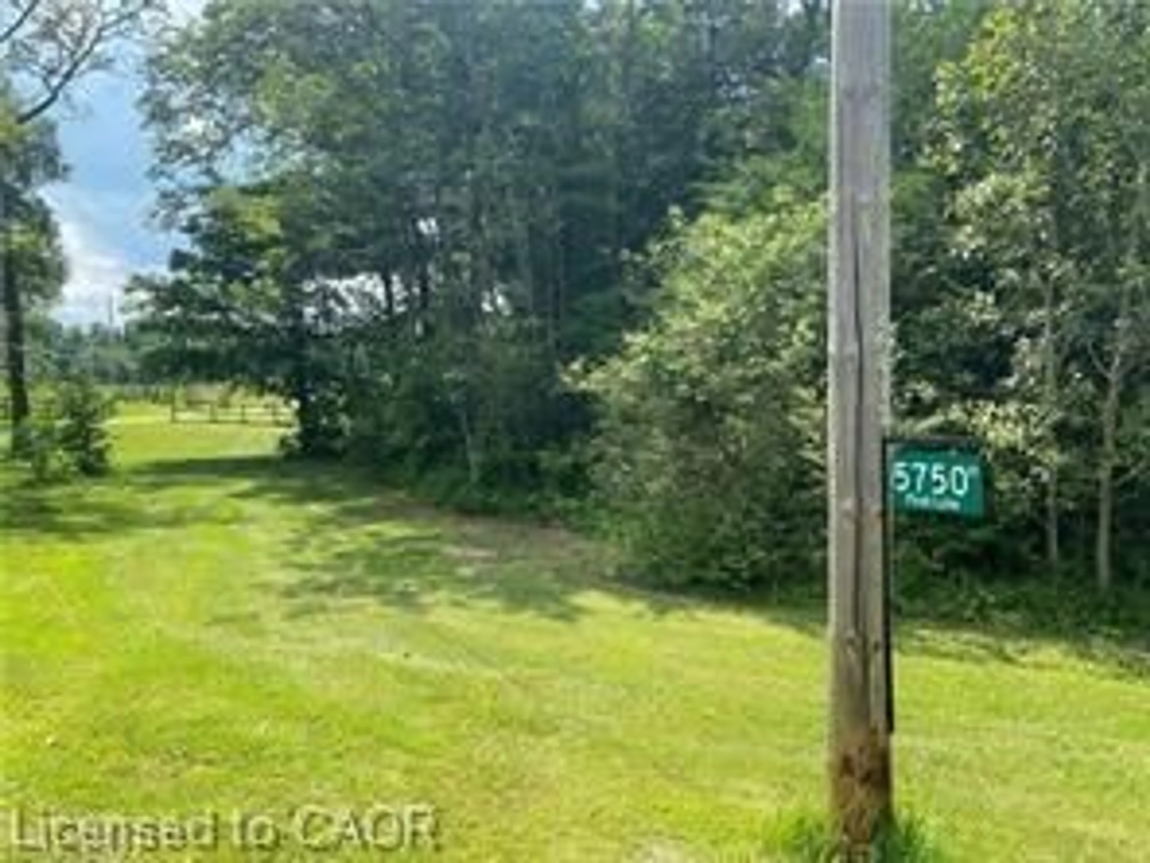 A pic from outside/outdoor area/front of a property/back of a property/a pic from drone, unknown for 5750 First Line, Erin Ontario L0N 1N0