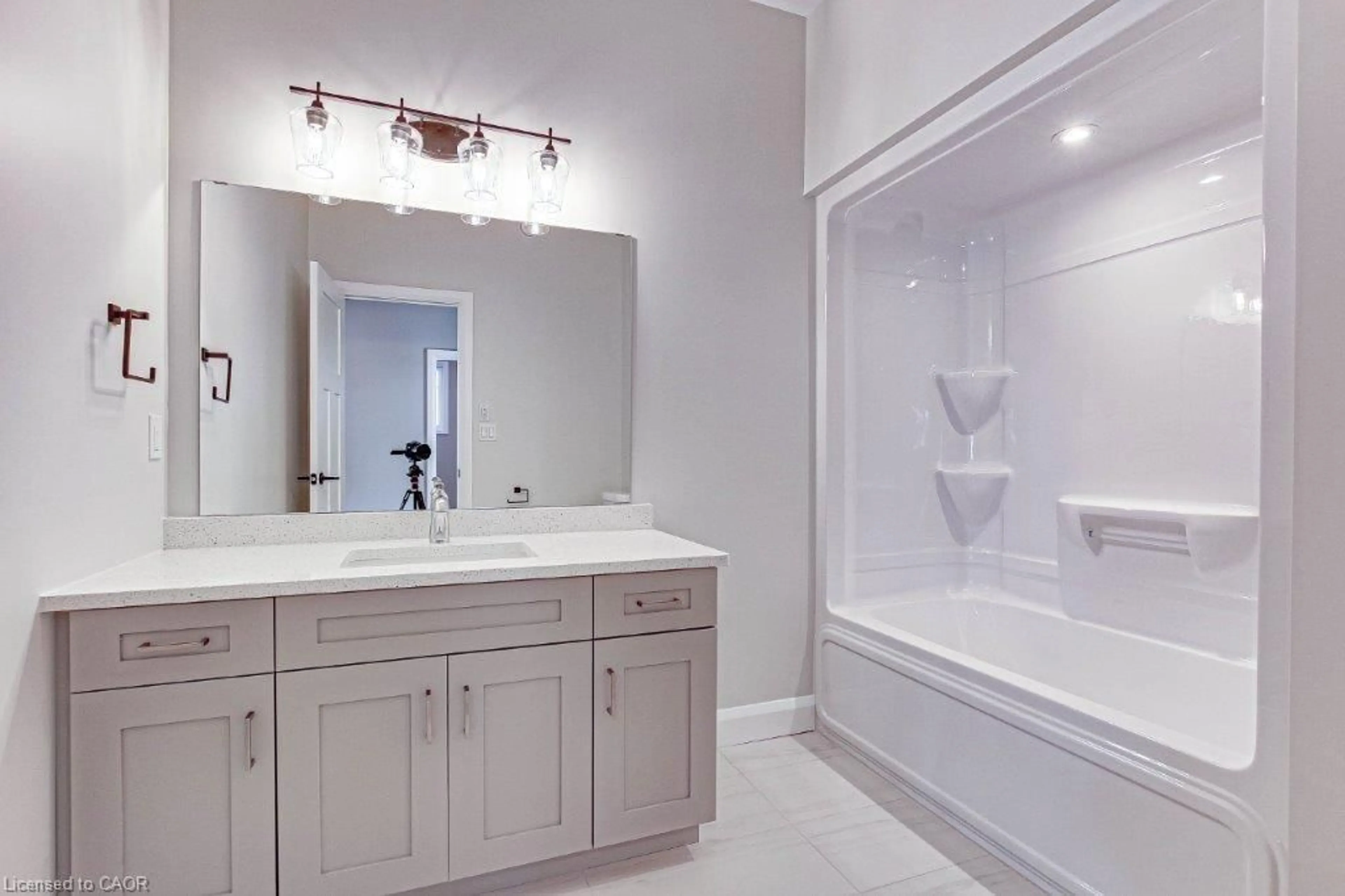 Contemporary bathroom, ceramic/tile floor for 381 Argyle Ave, Delhi Ontario N4B 0B2