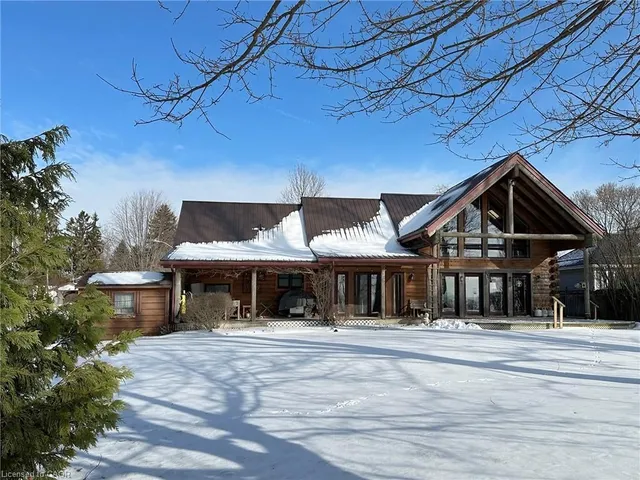 27 Brant Ave, Port Dover 2
