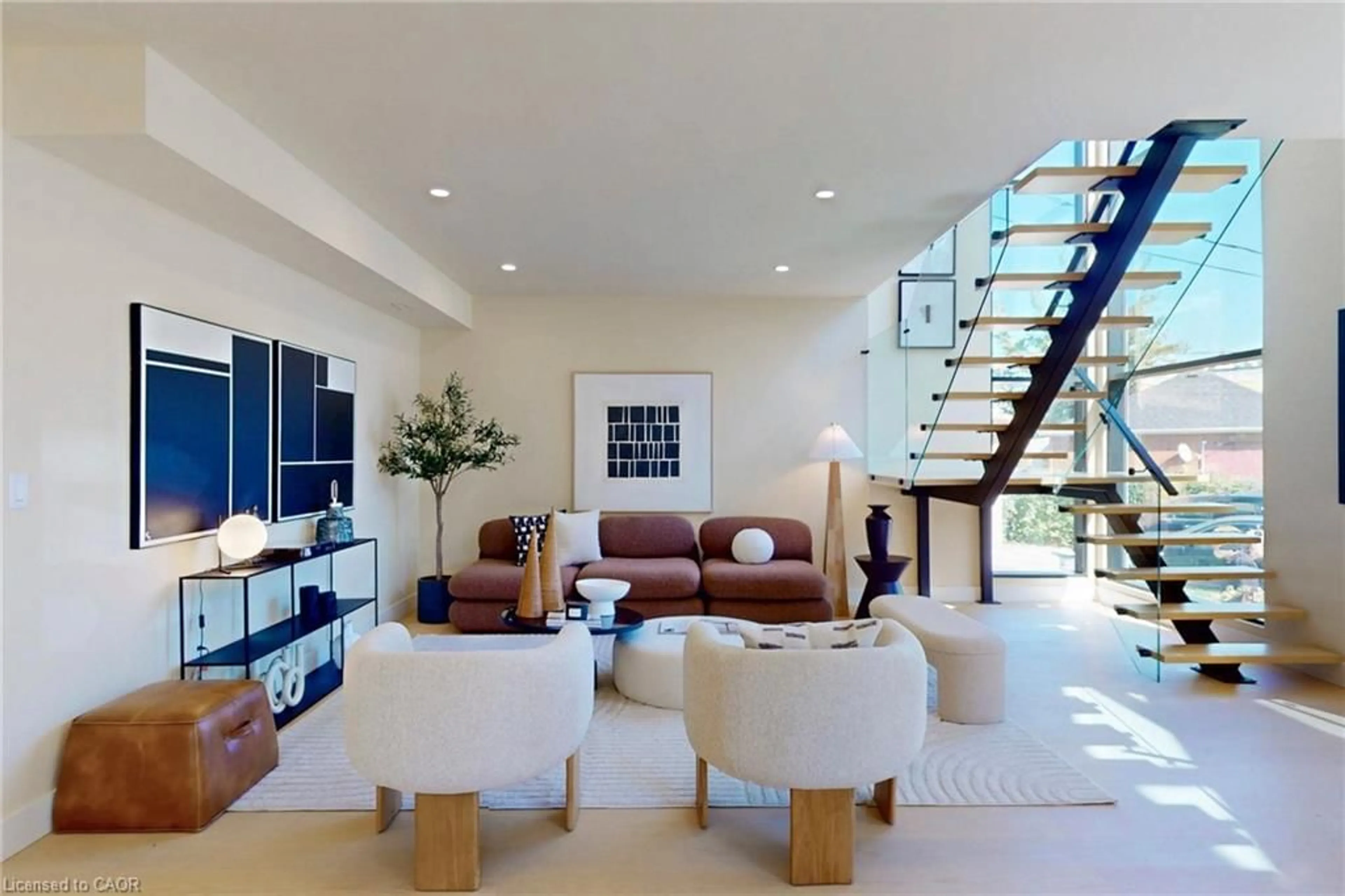 Living room with furniture, unknown for 28 Dunsmore Garden, Toronto Ontario M3H 3M2