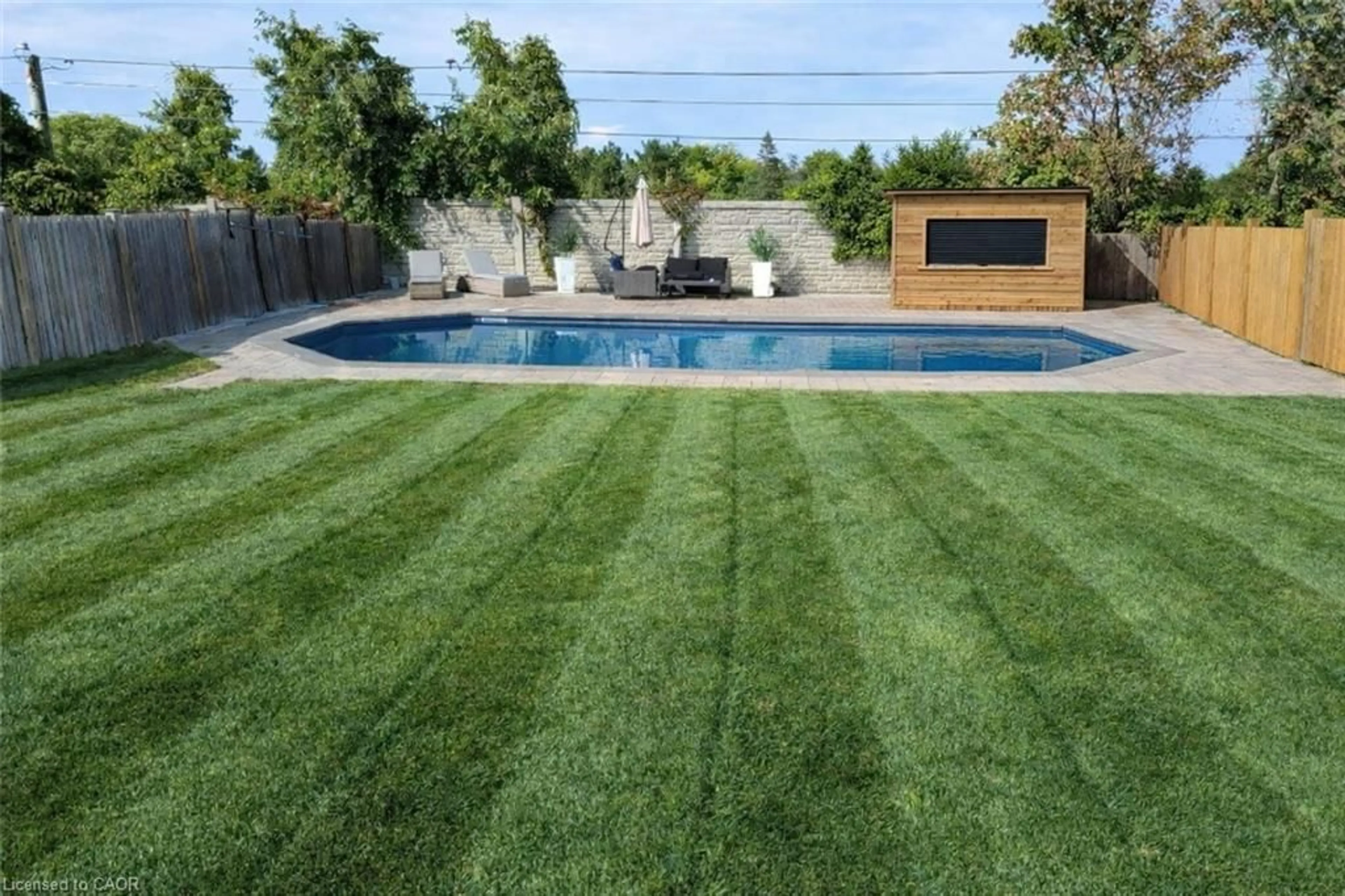 Pool for 95 Chilton Dr, Stoney Creek Ontario L8J 1L8