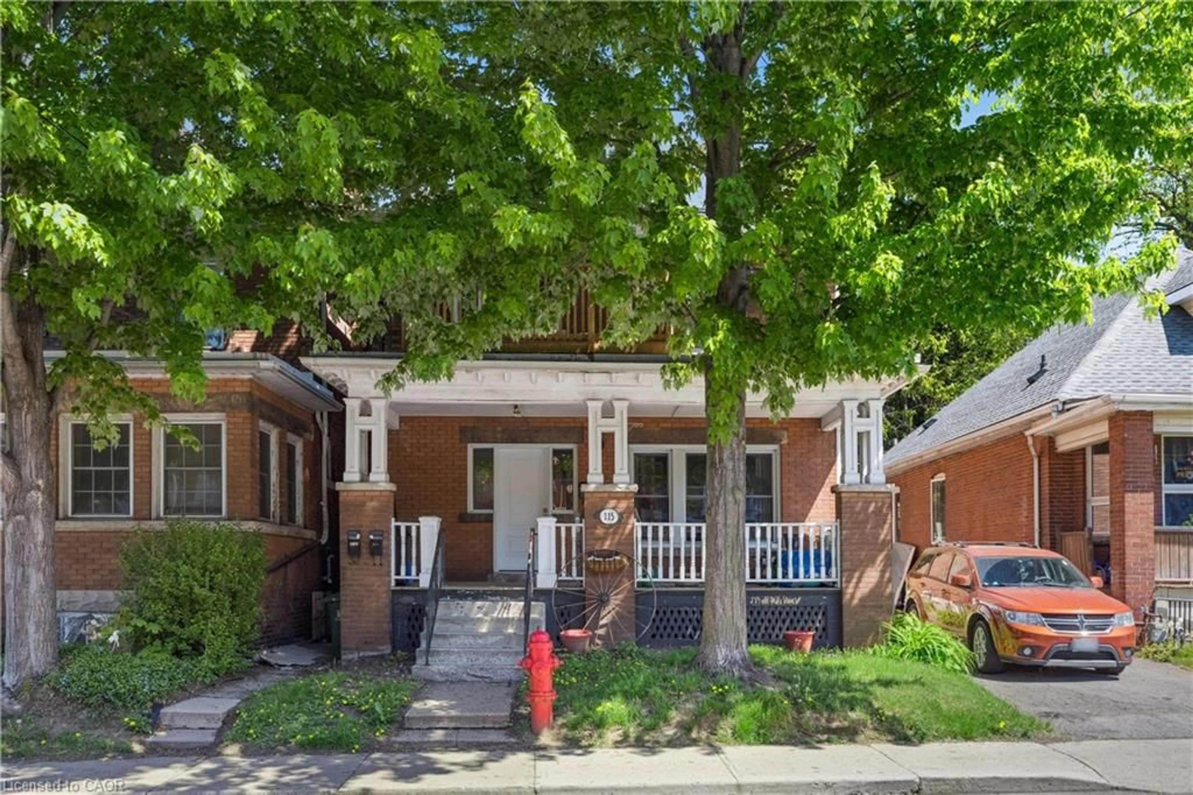 Home with brick exterior material, street for 115 Spadina Ave, Hamilton Ontario L8M 2X4