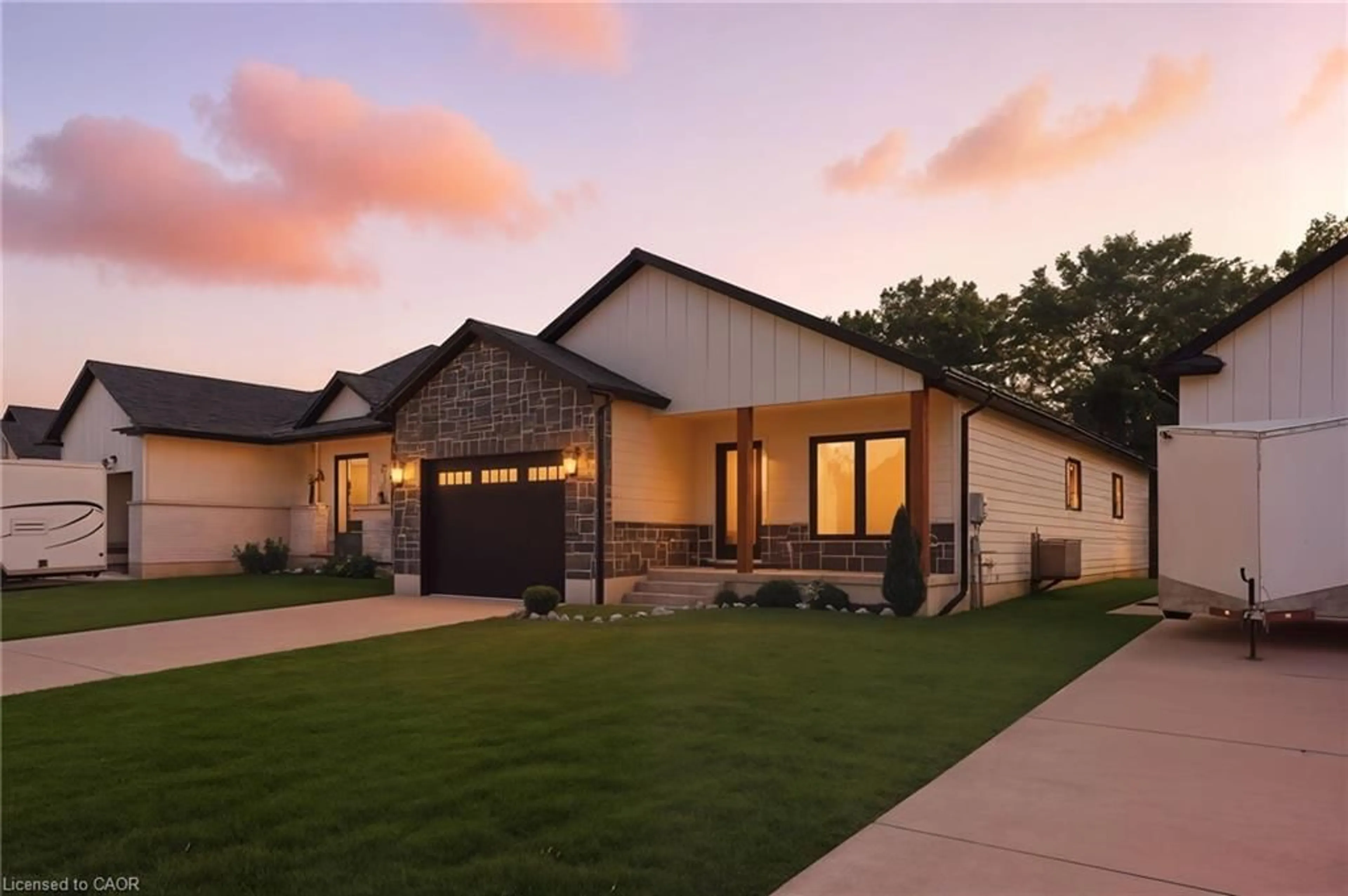 Home with brick exterior material, street for 7 Macneil Crt, Port Burwell Ontario N0J 1T0