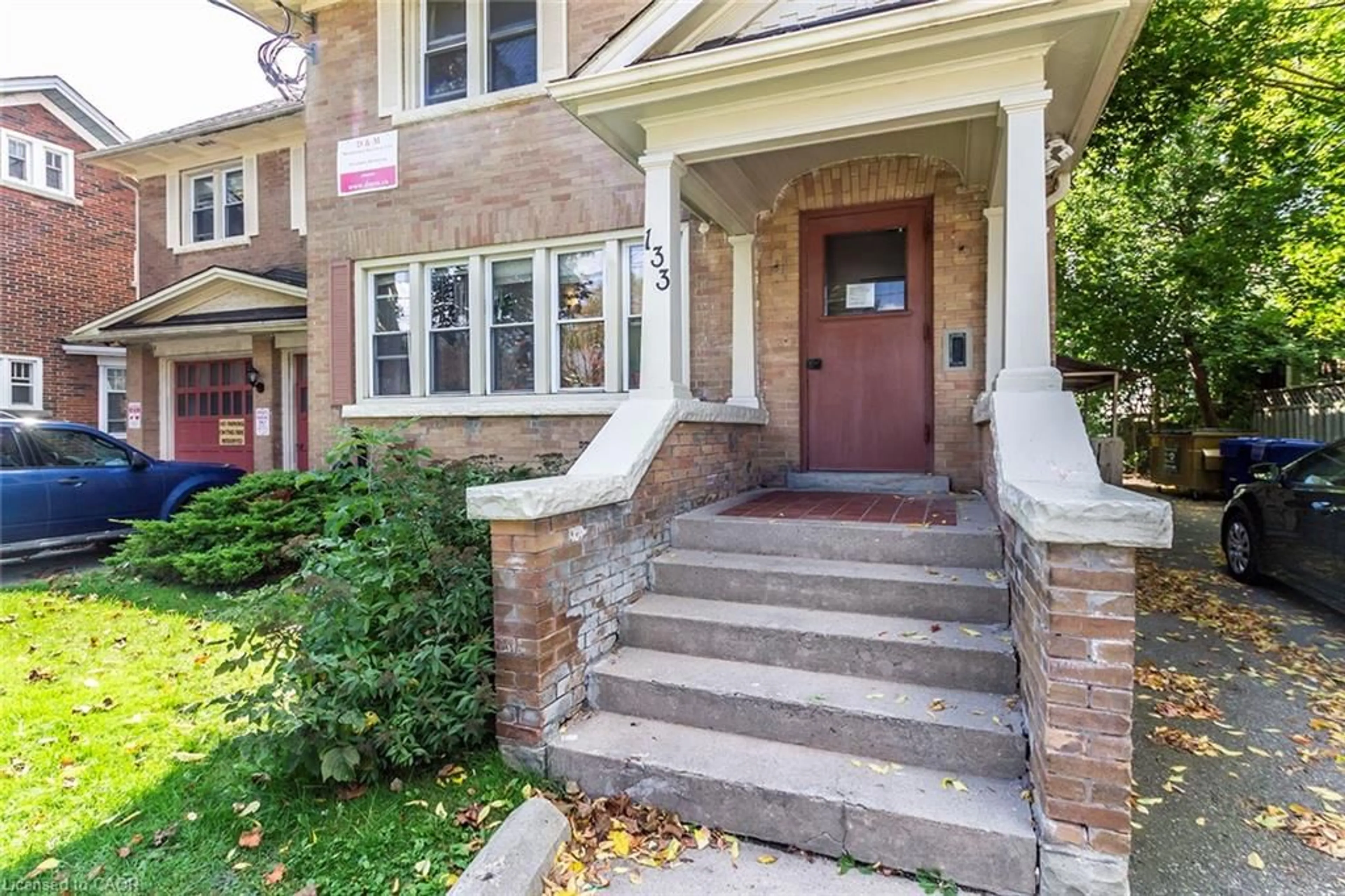 Home with brick exterior material, street for 133 Albert St, Waterloo Ontario N2L 3T2