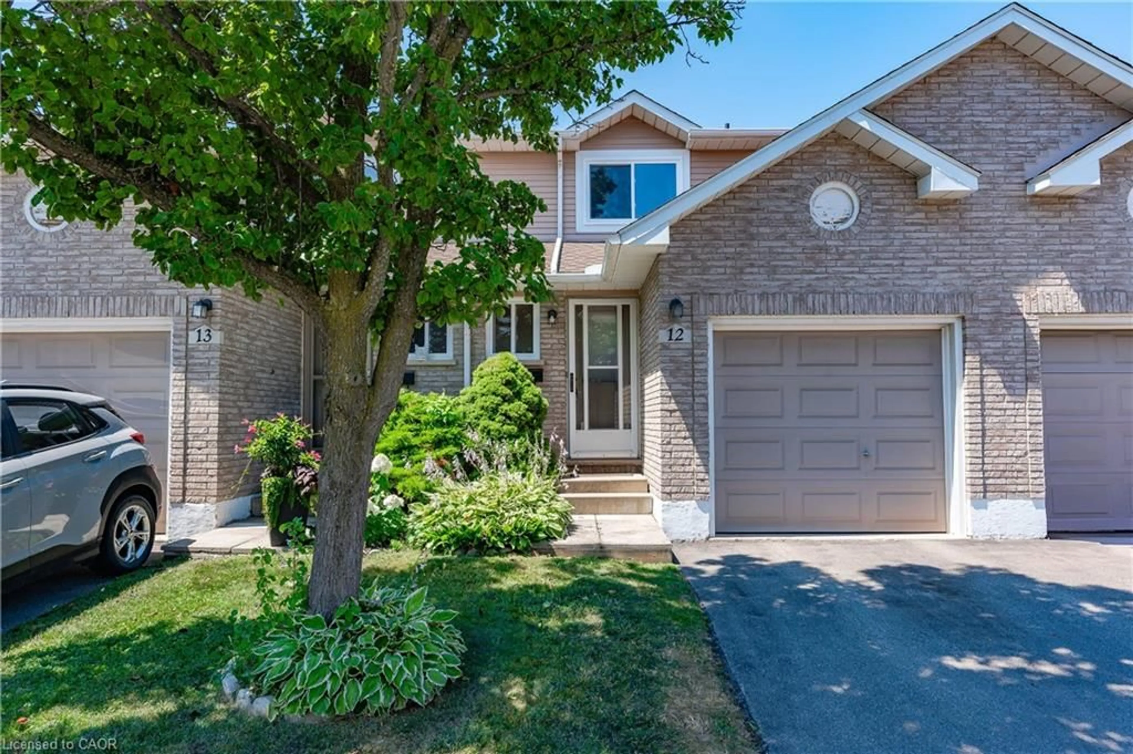 Home with brick exterior material, street for 610 Barton St #12, Stoney Creek Ontario L8E 5V2