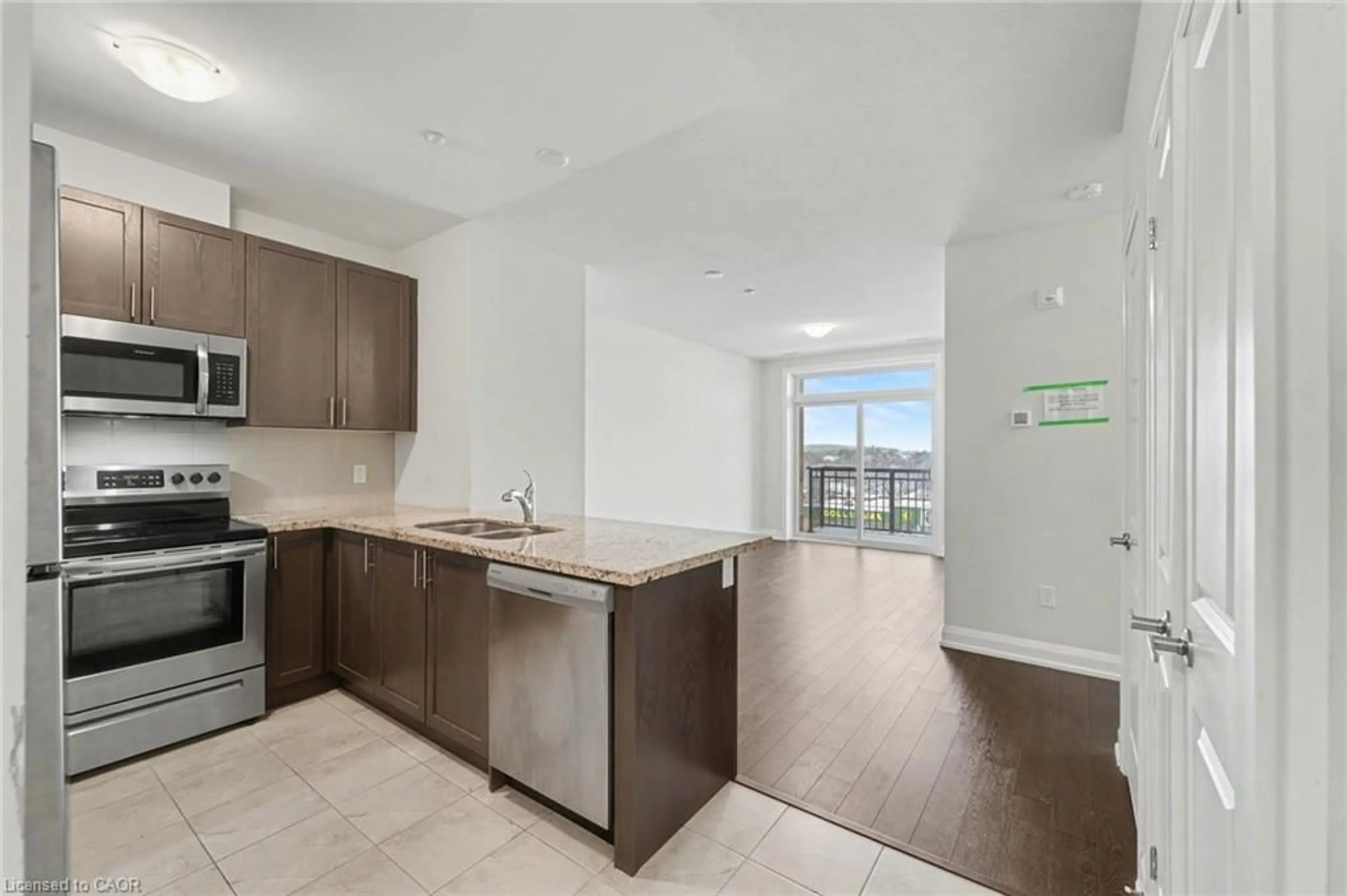 Open concept kitchen, unknown for 5917 Main St #609, Stouffville Ontario L4A 2Z9