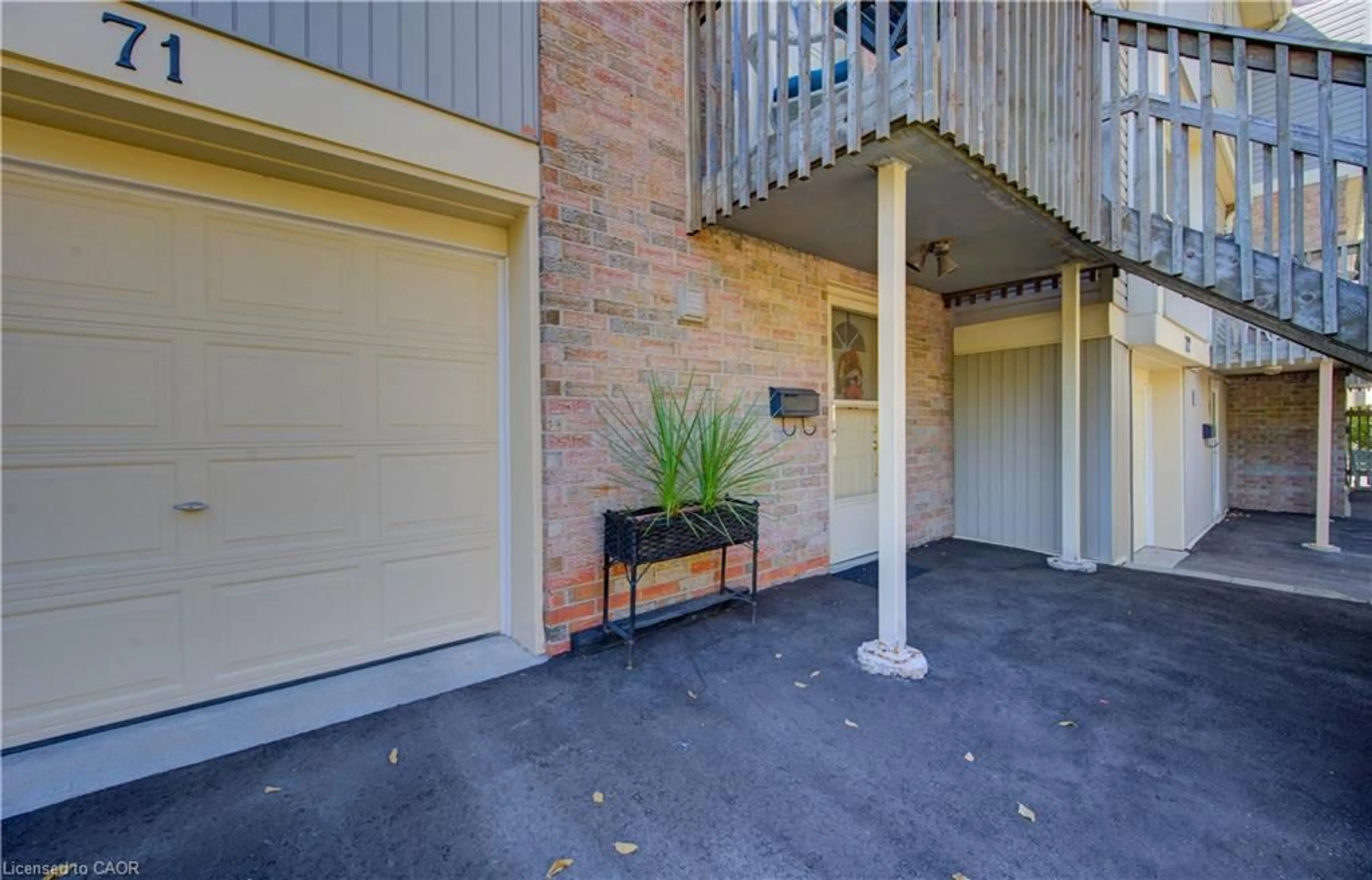 Unknown for 30 Green Valley Dr #71, Kitchener Ontario N2P 1G8