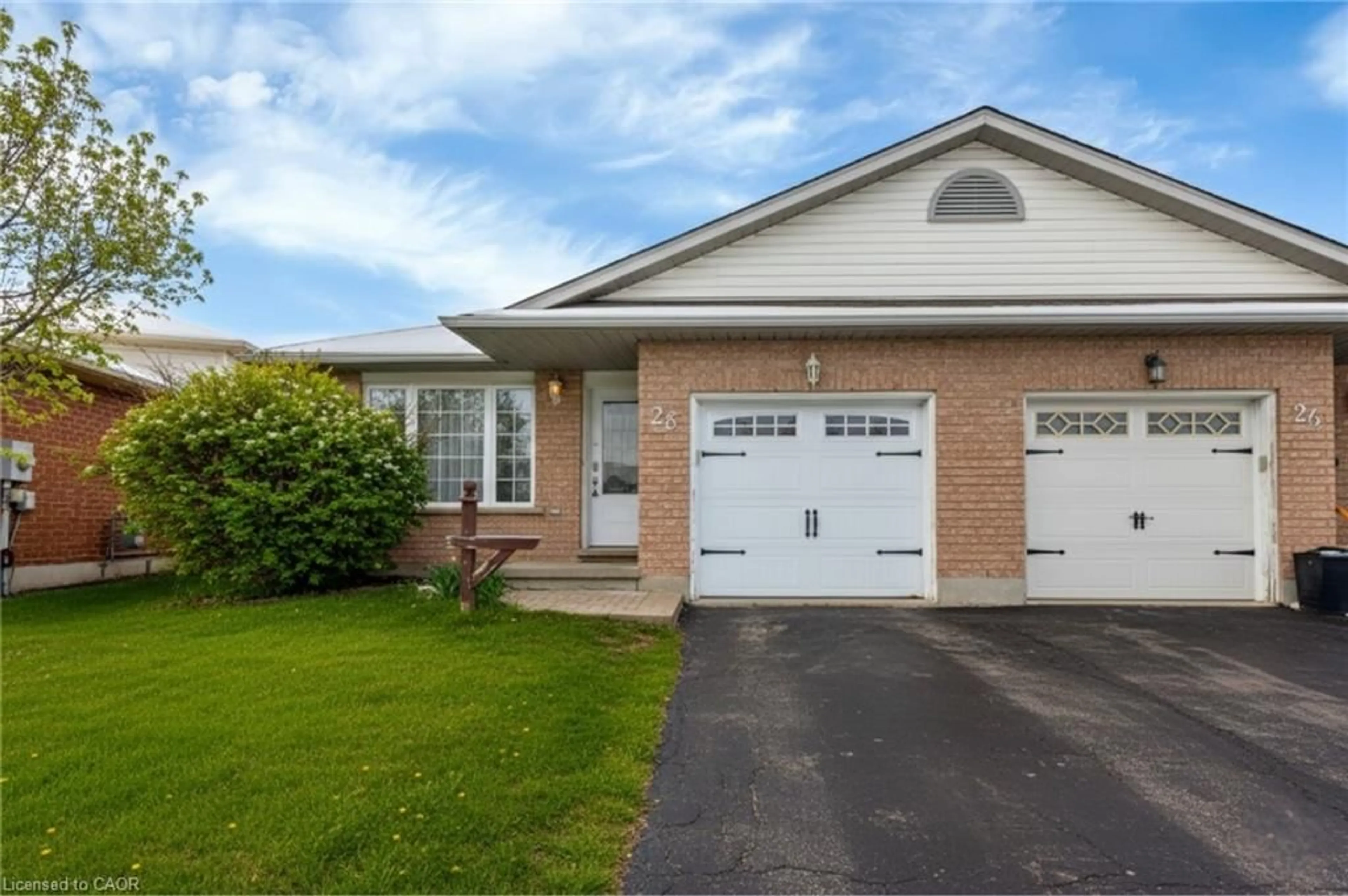 Home with brick exterior material, street for 28 Ridgeway Cres, Kitchener Ontario N2E 3M3