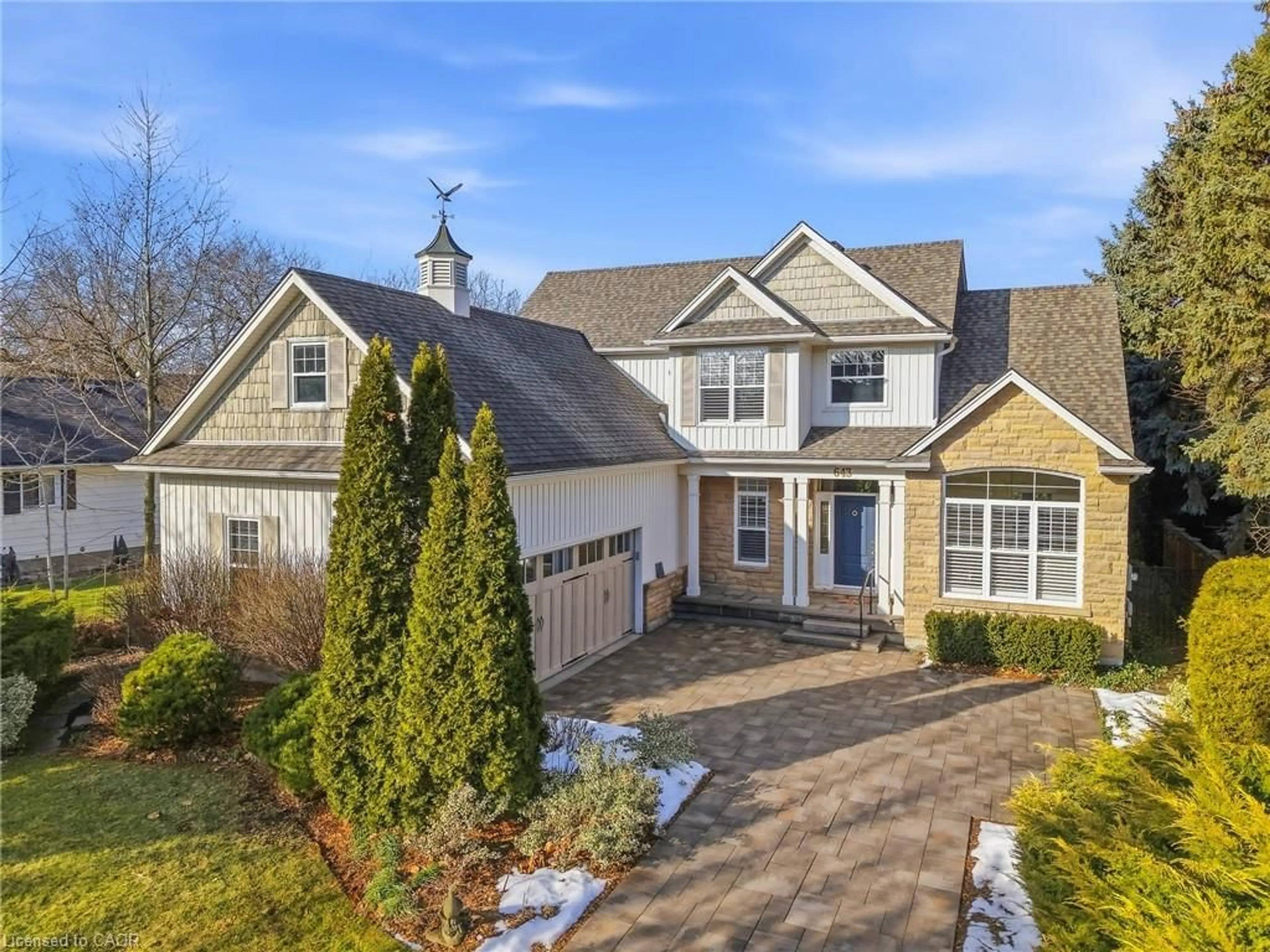 A pic from outside/outdoor area/front of a property/back of a property/a pic from drone, street for 643 King St, Niagara-on-the-Lake Ontario L0S 1J0