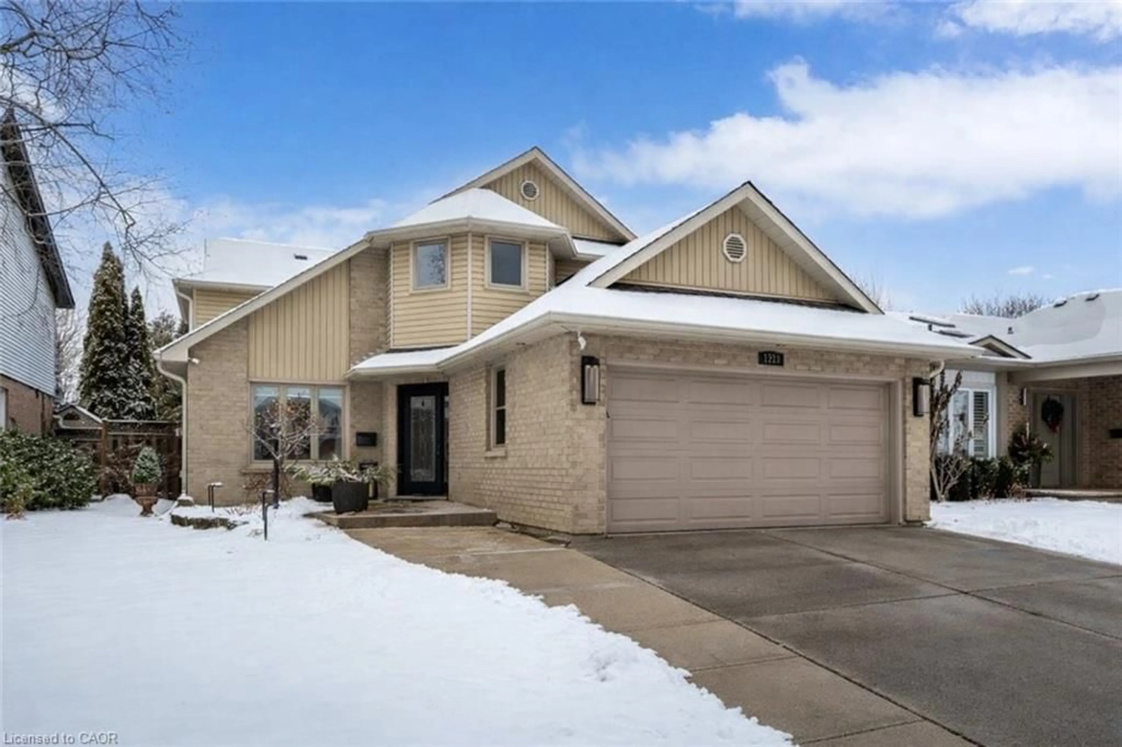 Unknown for 1219 Hammond St, Burlington Ontario L7S 2A3