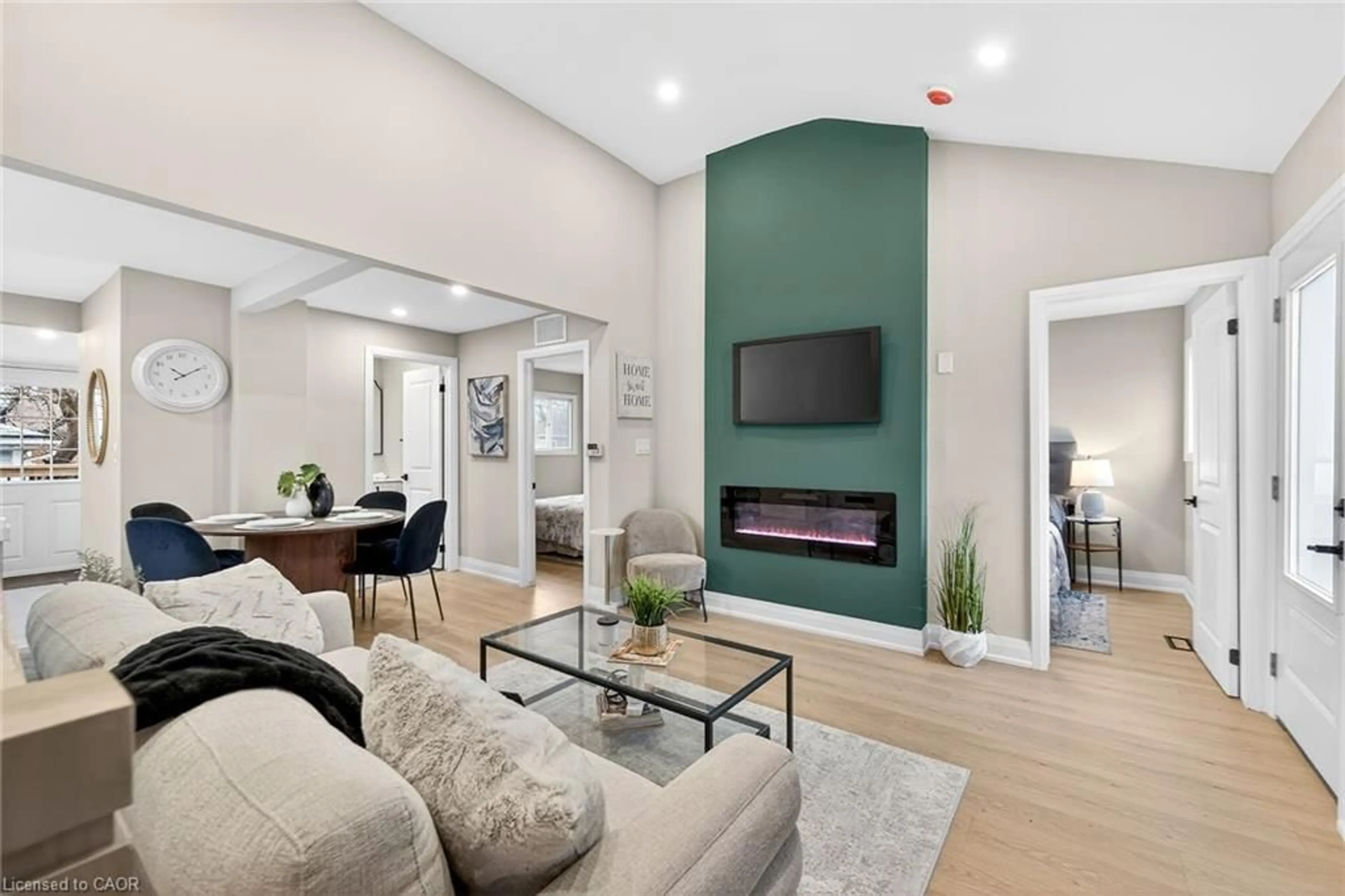 Living room with furniture, unknown for 156 Walter Ave, Hamilton Ontario L8H 5R2