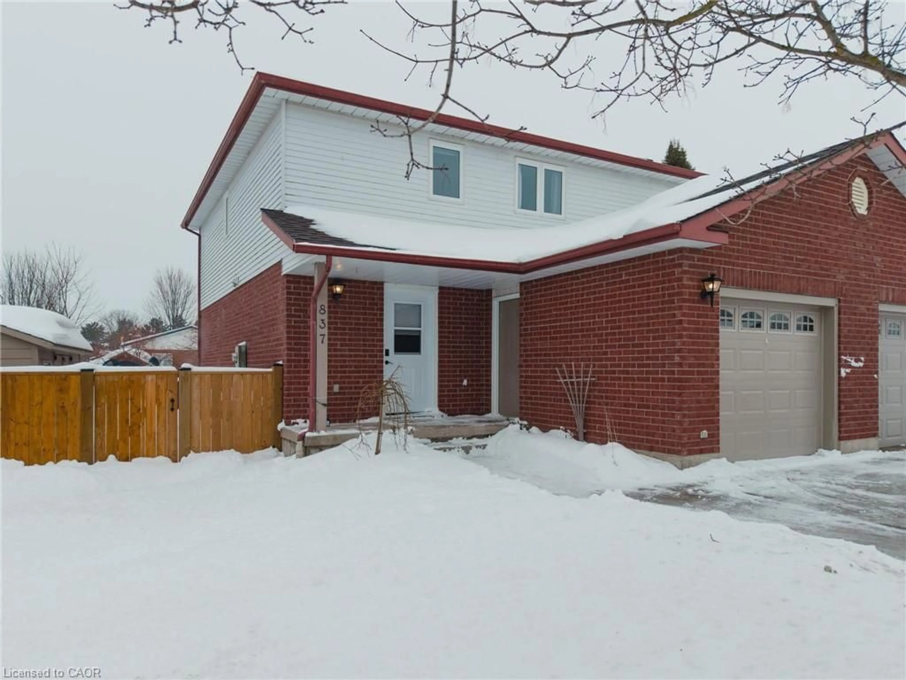 Home with brick exterior material, street for 837 Edgar St, Listowel Ontario N4W 3R3