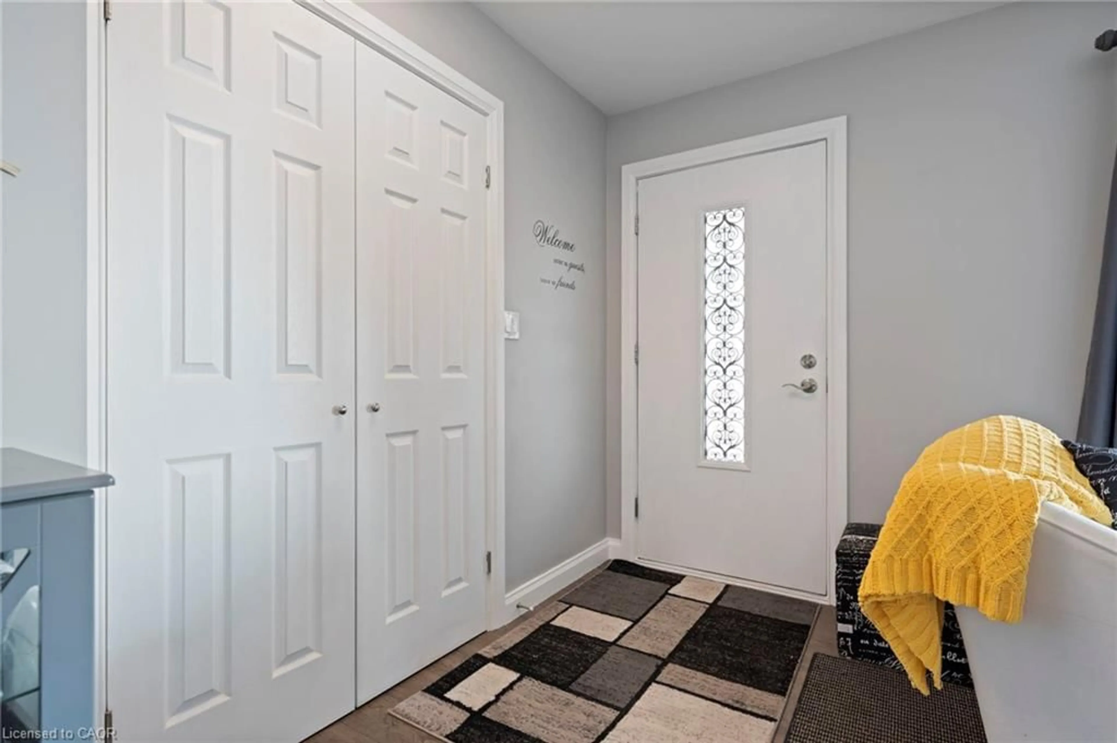 Indoor entryway for 306 Adams Ave, Delhi Ontario N4B 2Y5
