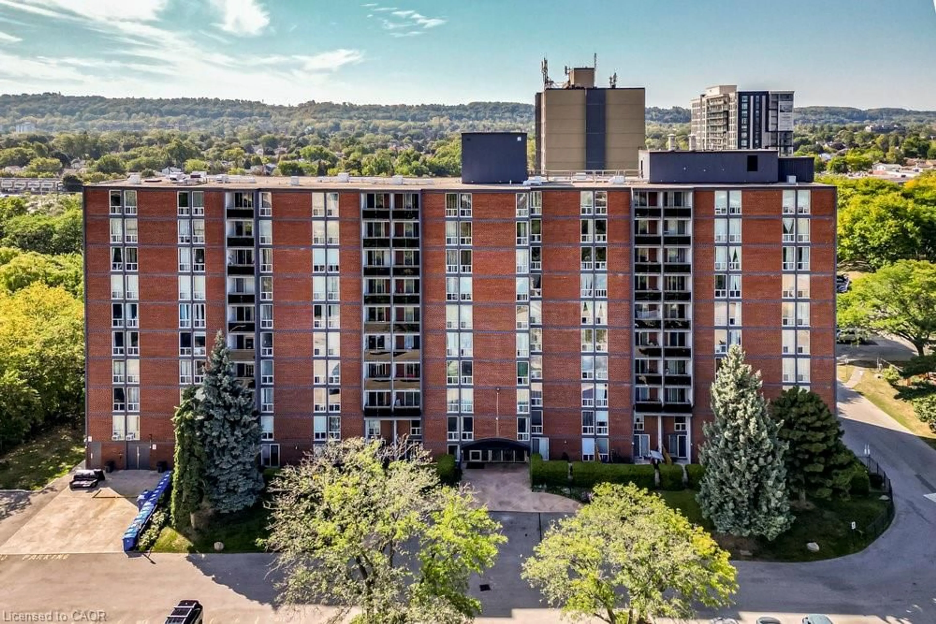 A pic from outside/outdoor area/front of a property/back of a property/a pic from drone, city buildings view from balcony for 75 Glenburn Crt #409, Hamilton Ontario L8E 1C7