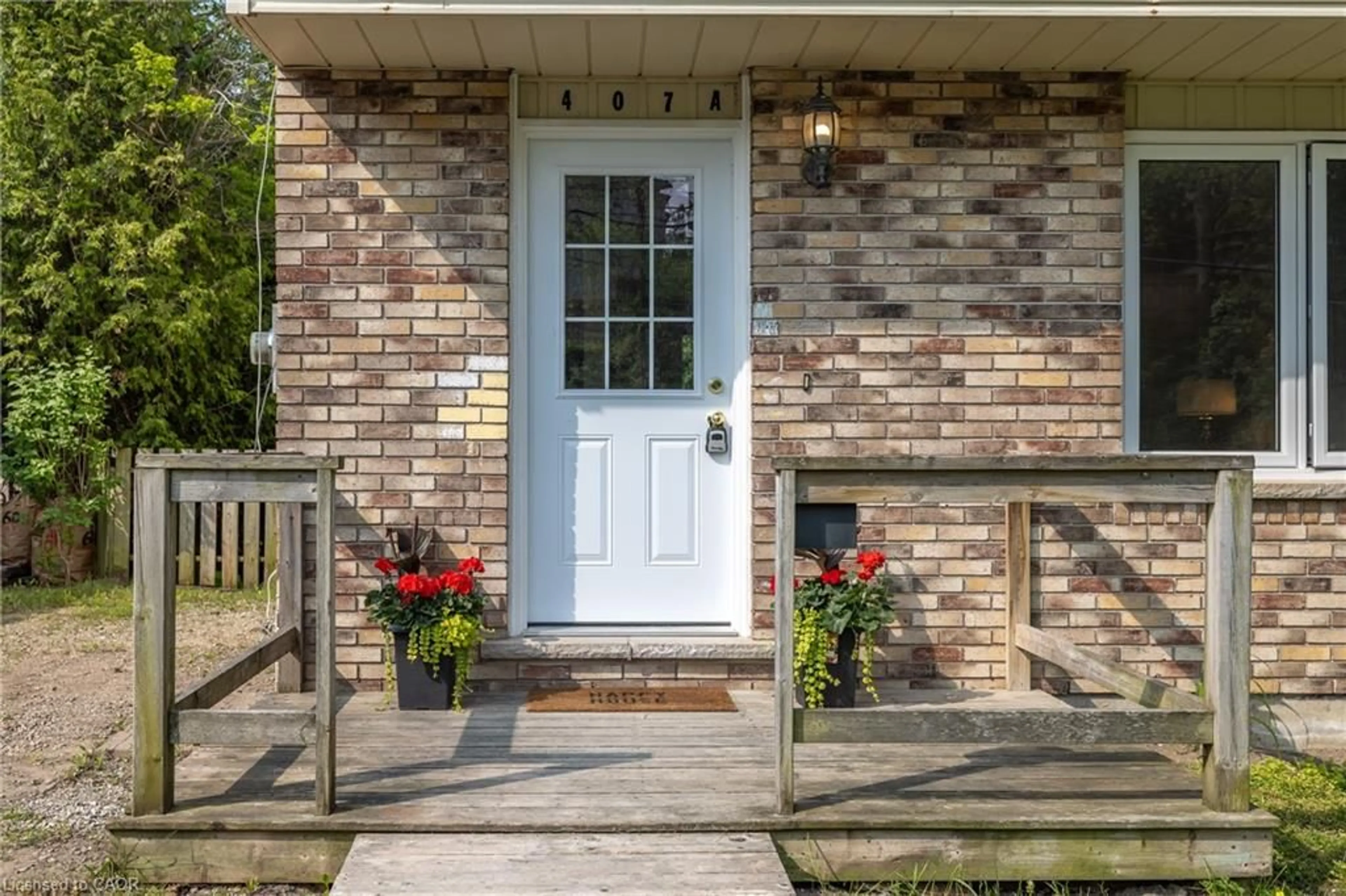 Indoor entryway for 407-A Main St, Rockwood Ontario N0B 2K0