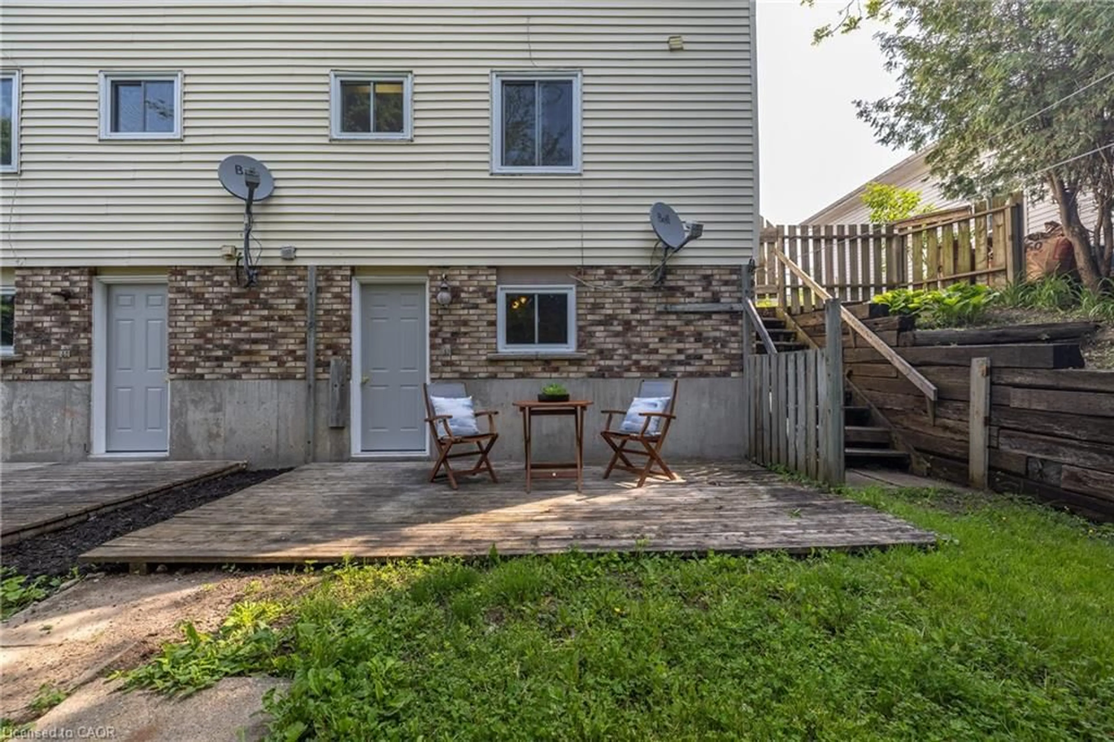 Patio, unknown for 407-A Main St, Rockwood Ontario N0B 2K0