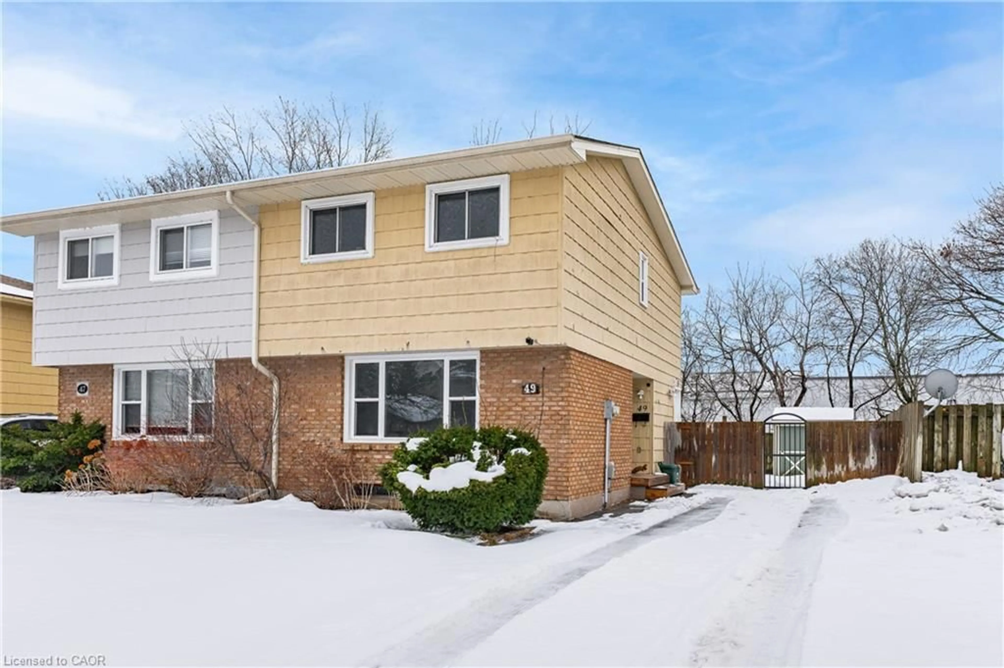 Home with vinyl exterior material, street for 49 Ferguson Ave, Cambridge Ontario N1R 6E9