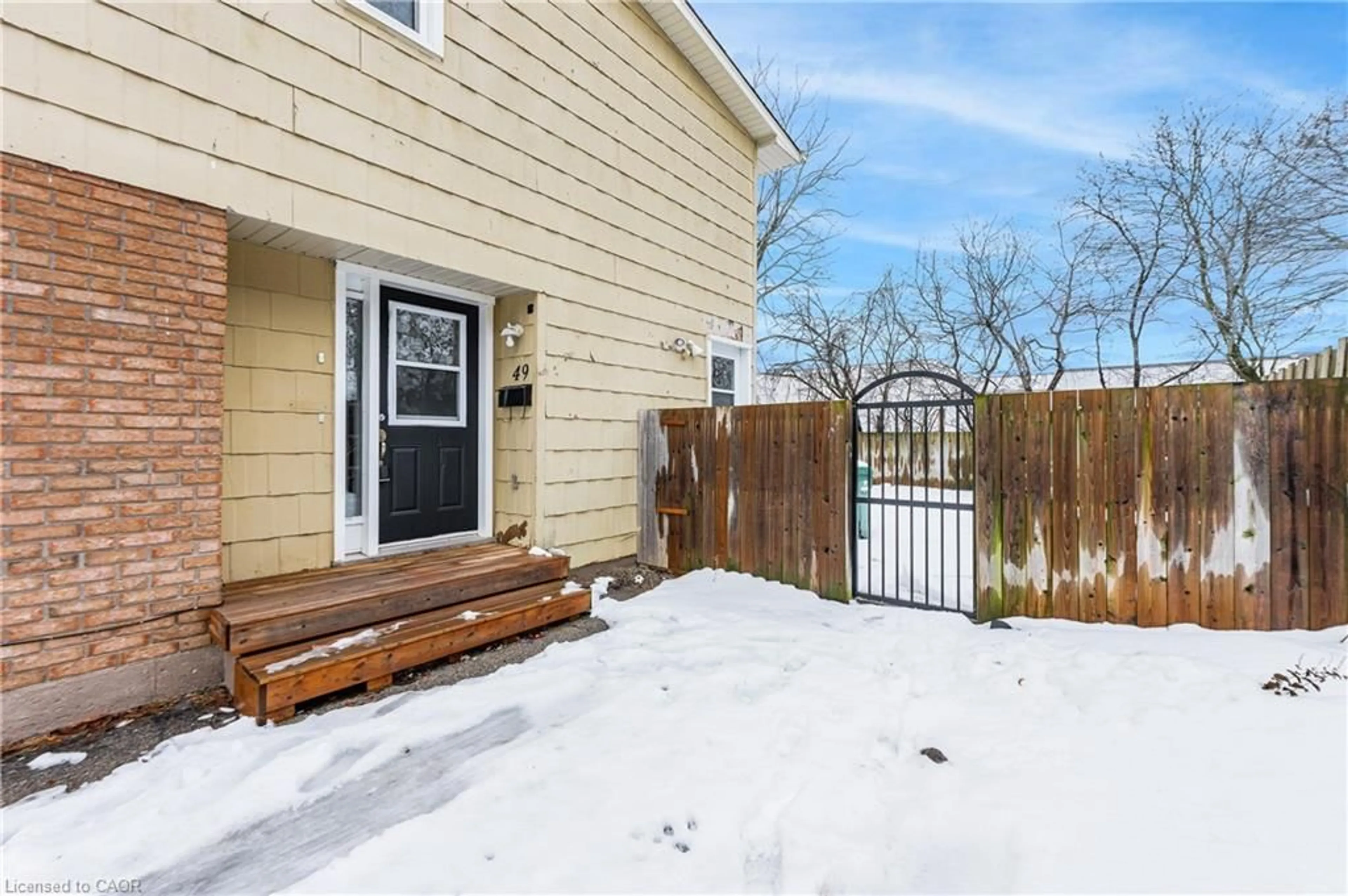 Patio, street for 49 Ferguson Ave, Cambridge Ontario N1R 6E9