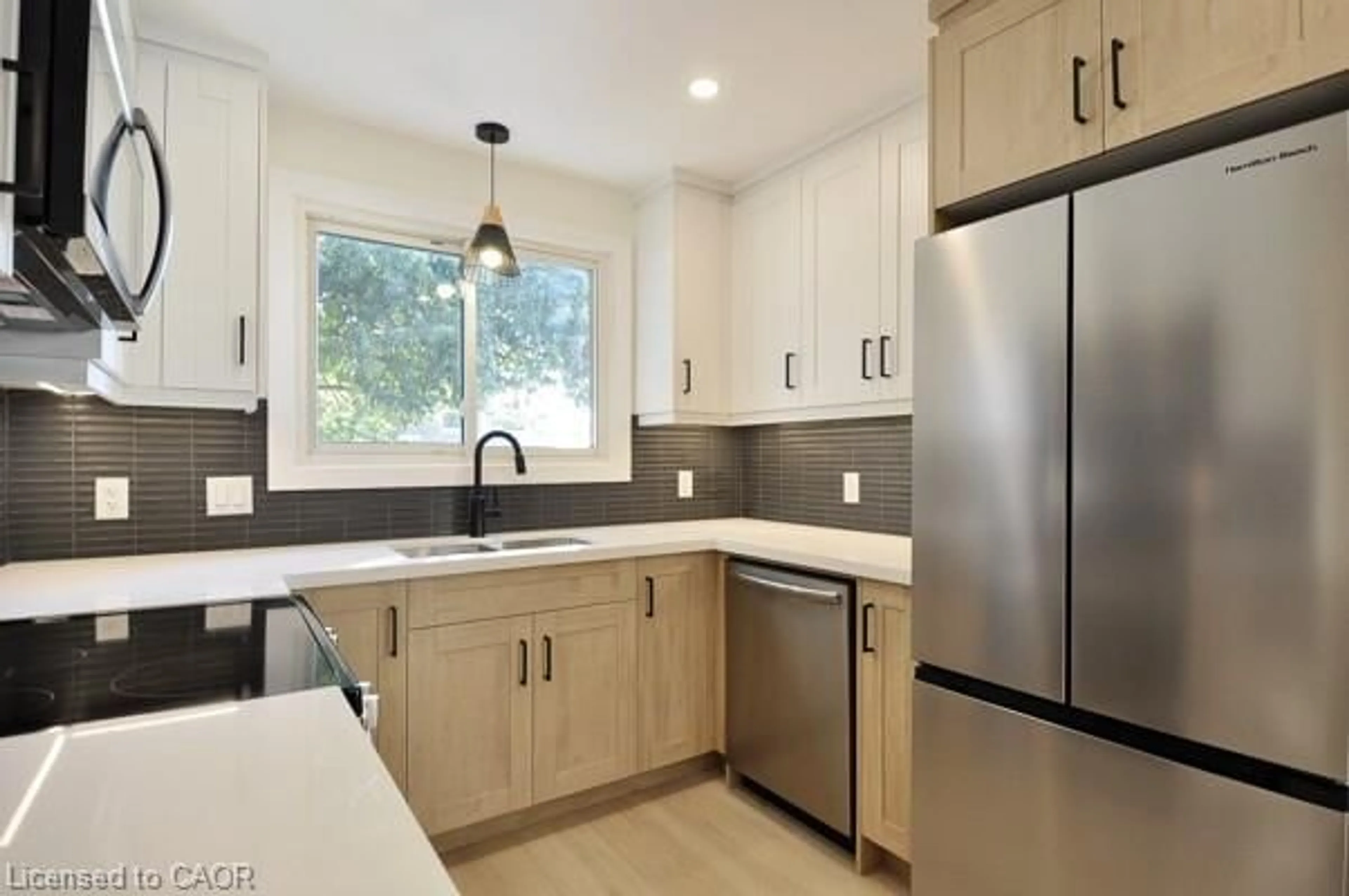 Open concept kitchen, unknown for 30 Grenadier Rd, Cambridge Ontario N1R 6E7