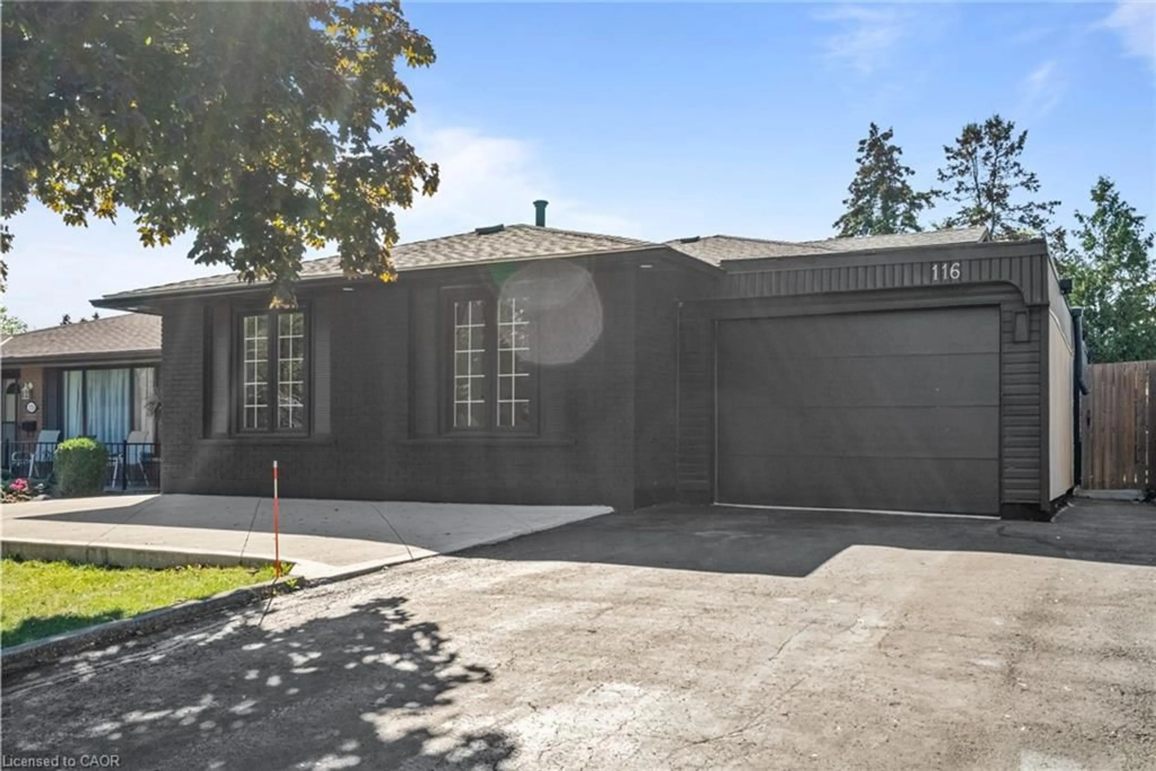 Unknown for 116 Boston Cres, Hamilton Ontario L8T 4N2