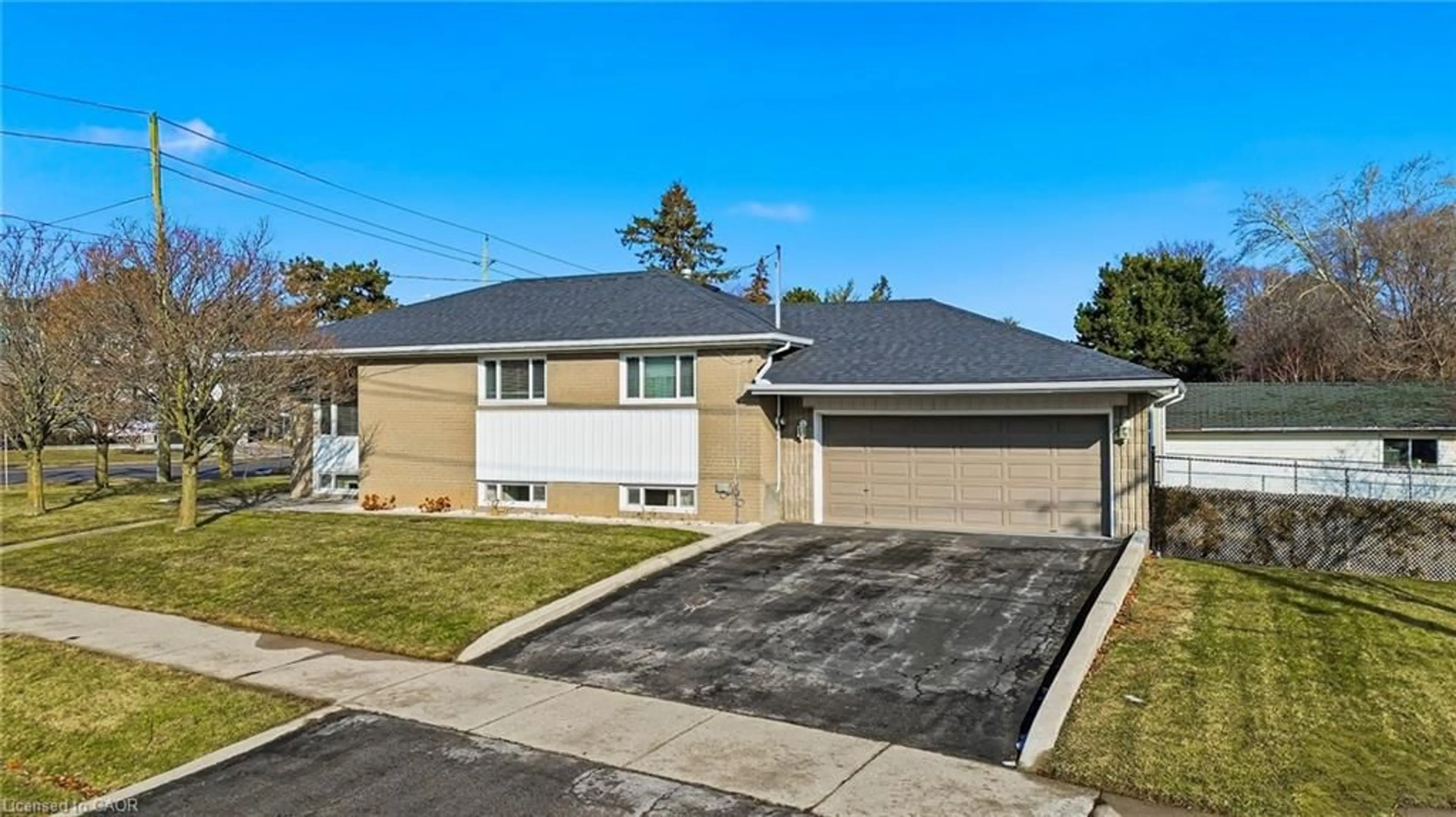 Home with brick exterior material, street for 491 Warminster Dr, Oakville Ontario L6L 4N4