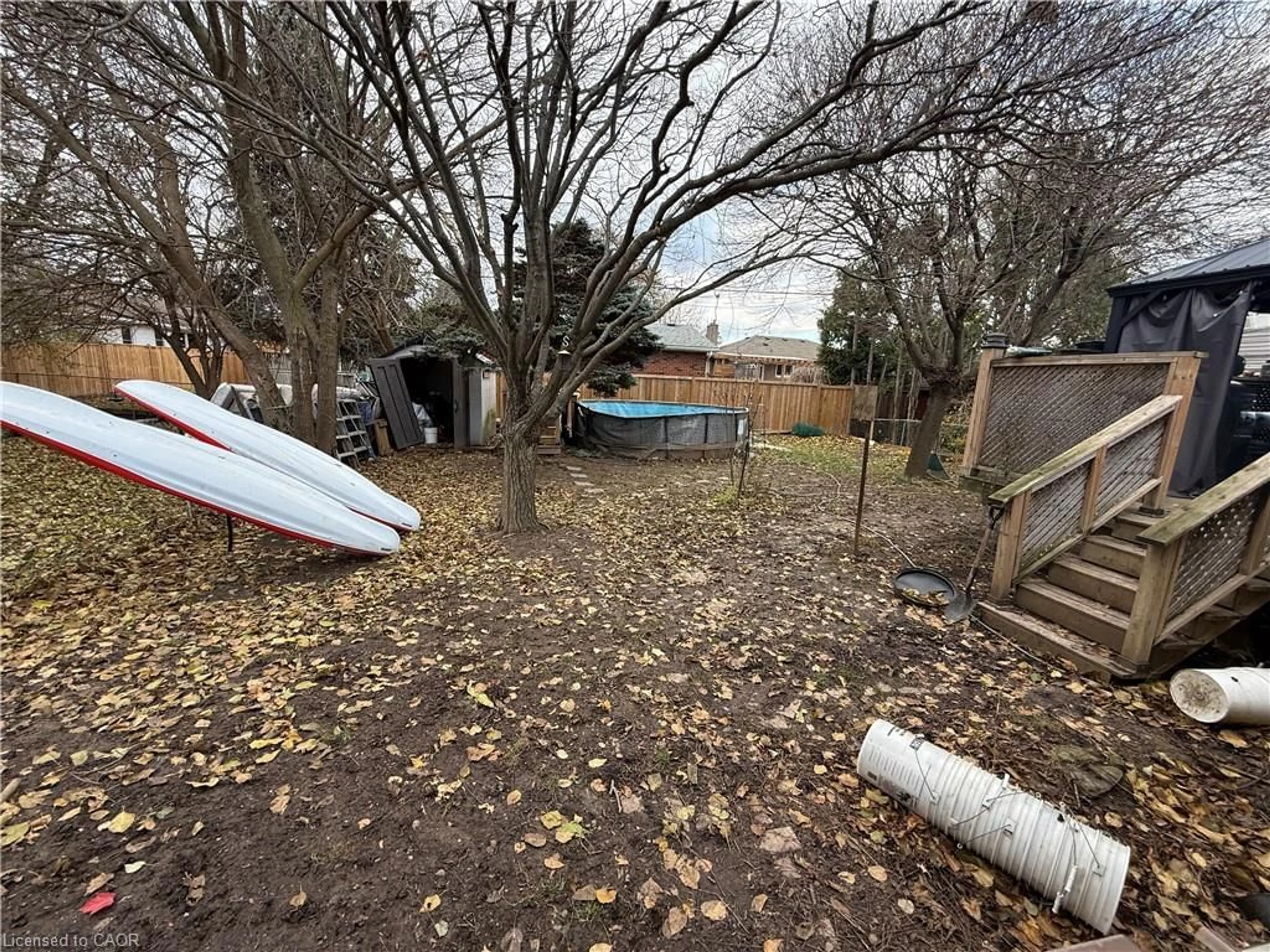 Unknown for 860 Garth St, Hamilton Ontario L9C 4K8