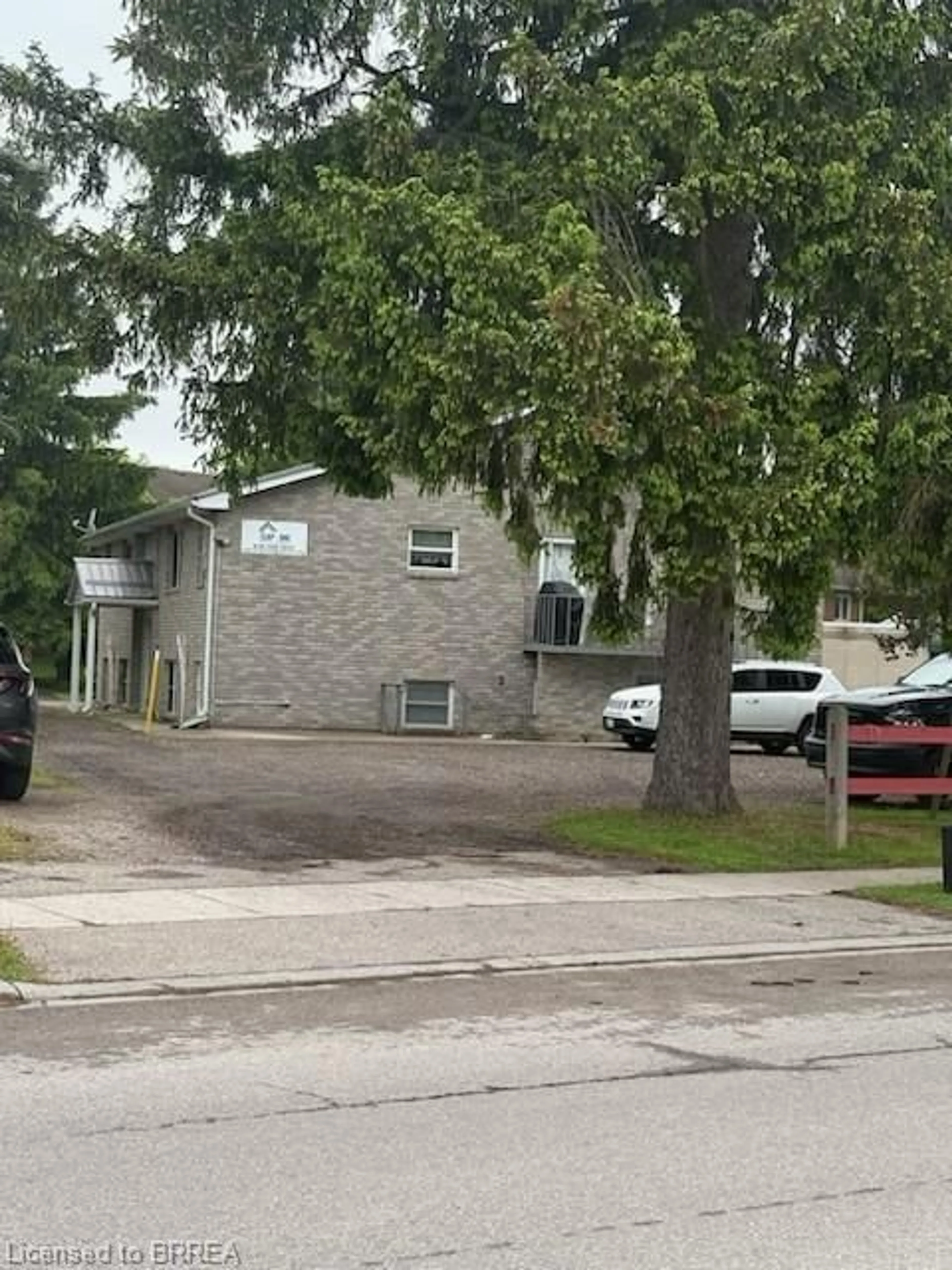 Unknown for 251 William St, Delhi Ontario N4B 1N1