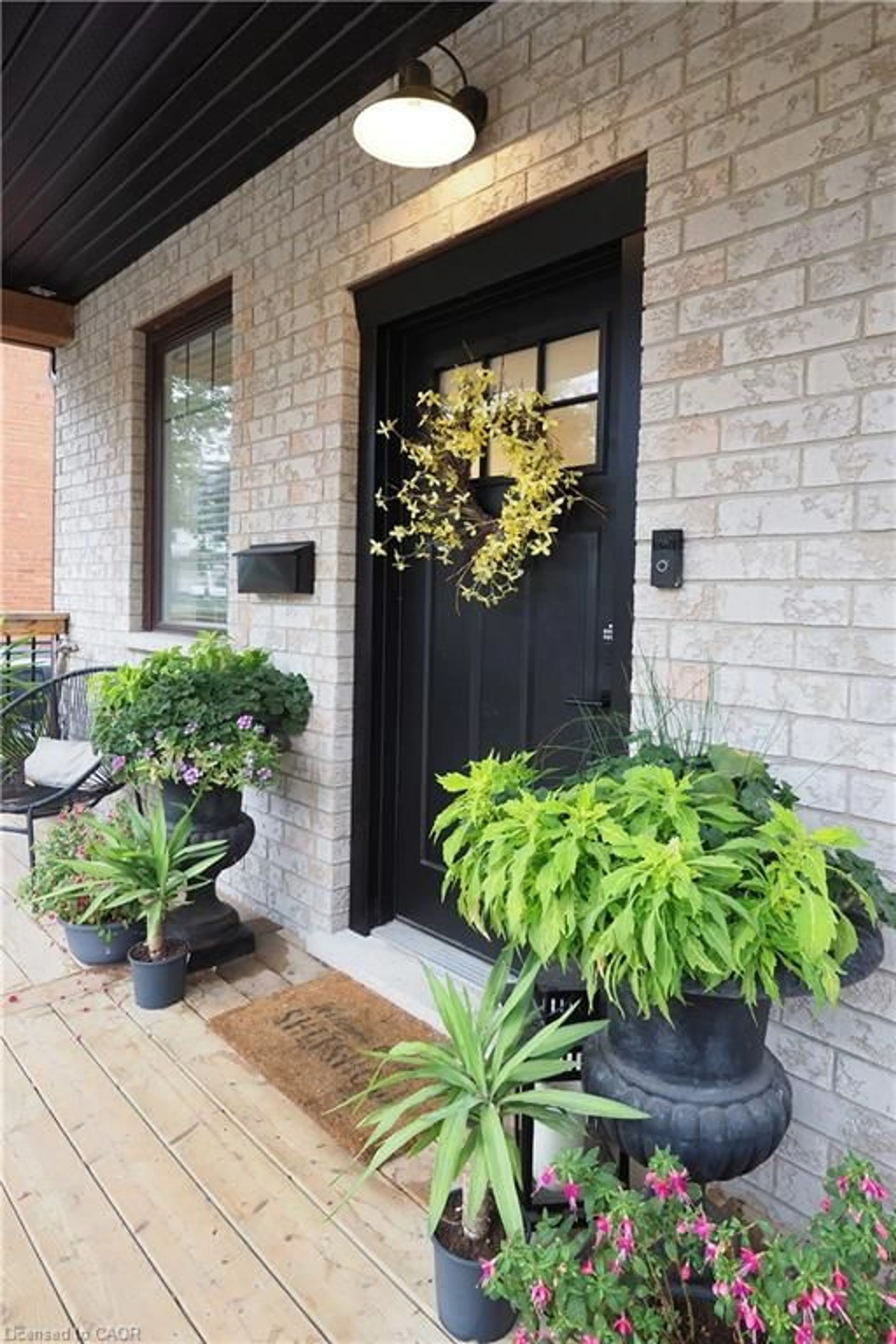 Indoor entryway for 238 Eagle St, Cambridge Ontario N3H 1E4