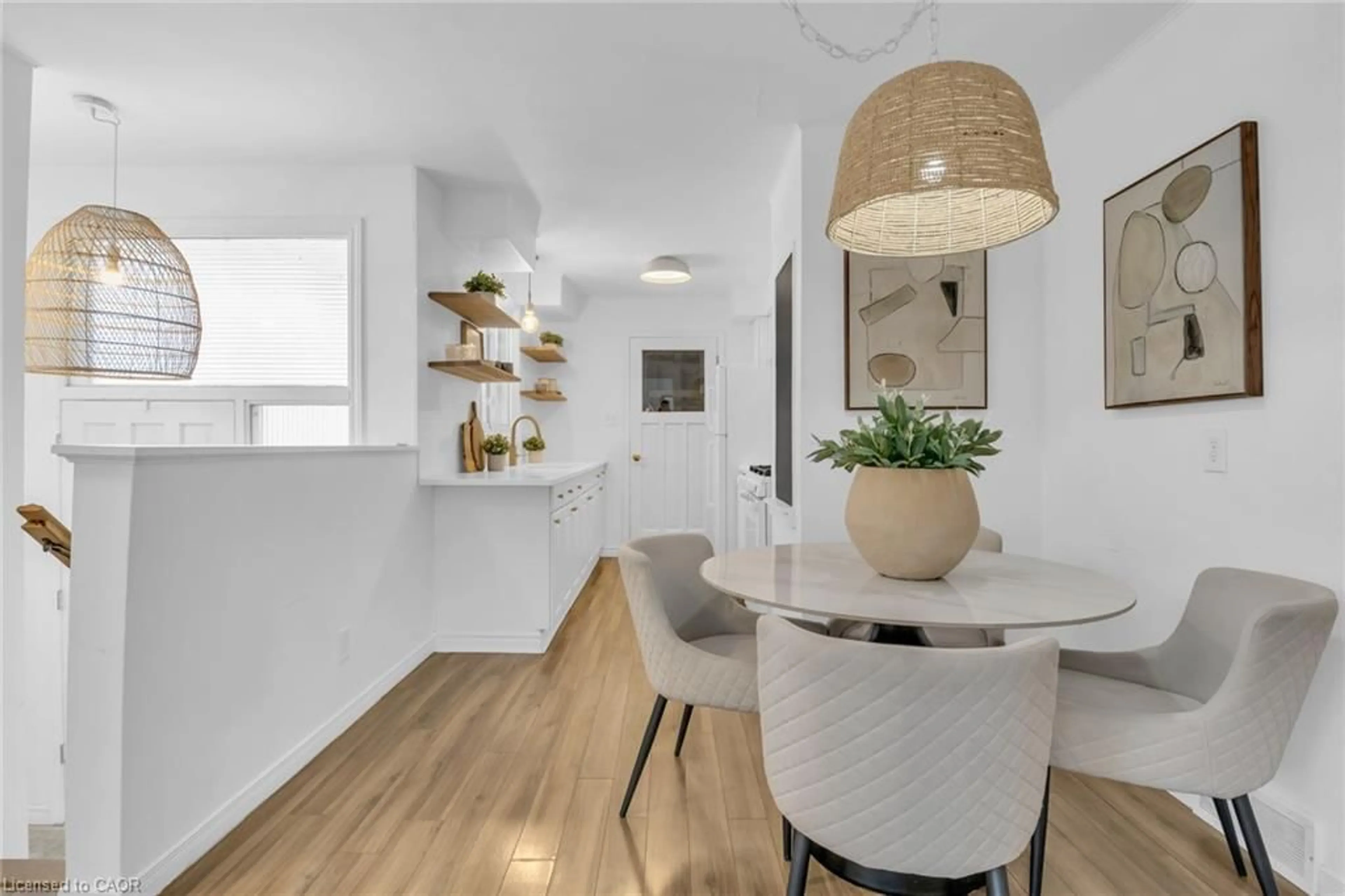 Dining room, unknown for 373 Hillcrest Rd, Cambridge Ontario N3H 1B4