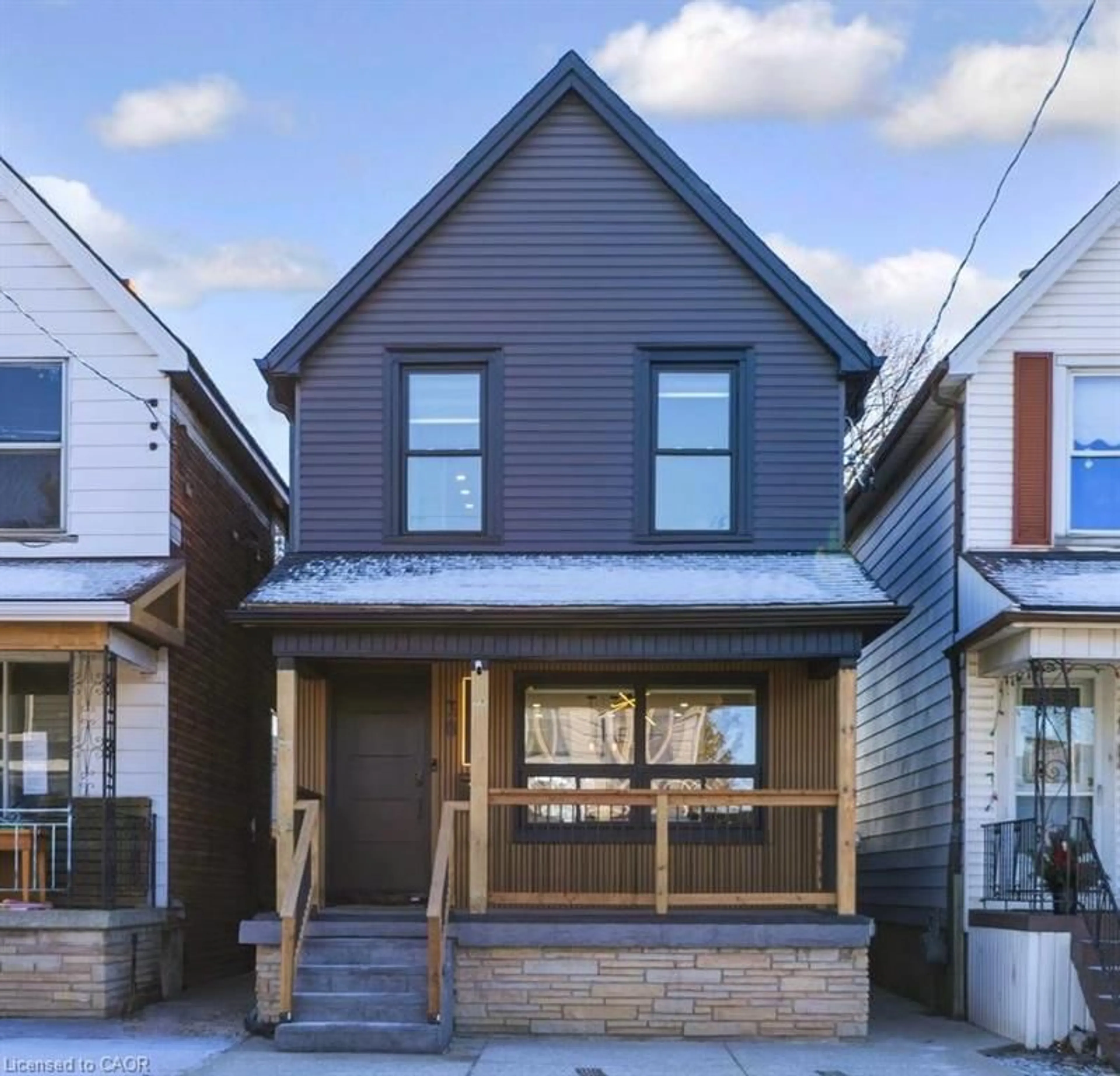 Home with brick exterior material, street for 38 Glendale Ave, Hamilton Ontario L8L 7J3