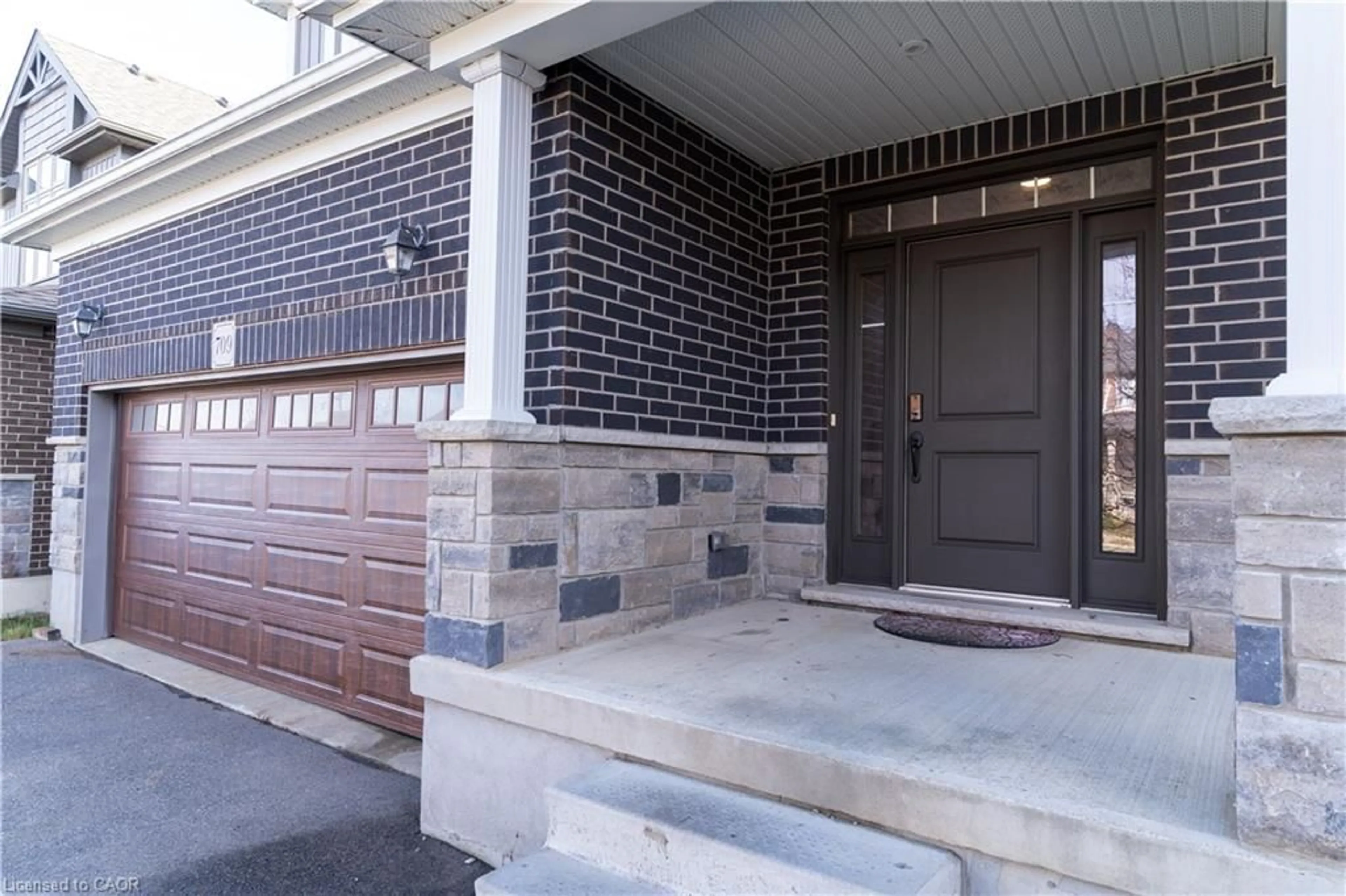 Unknown for 709 Rock Elm St, Waterloo Ontario N2V 0C3