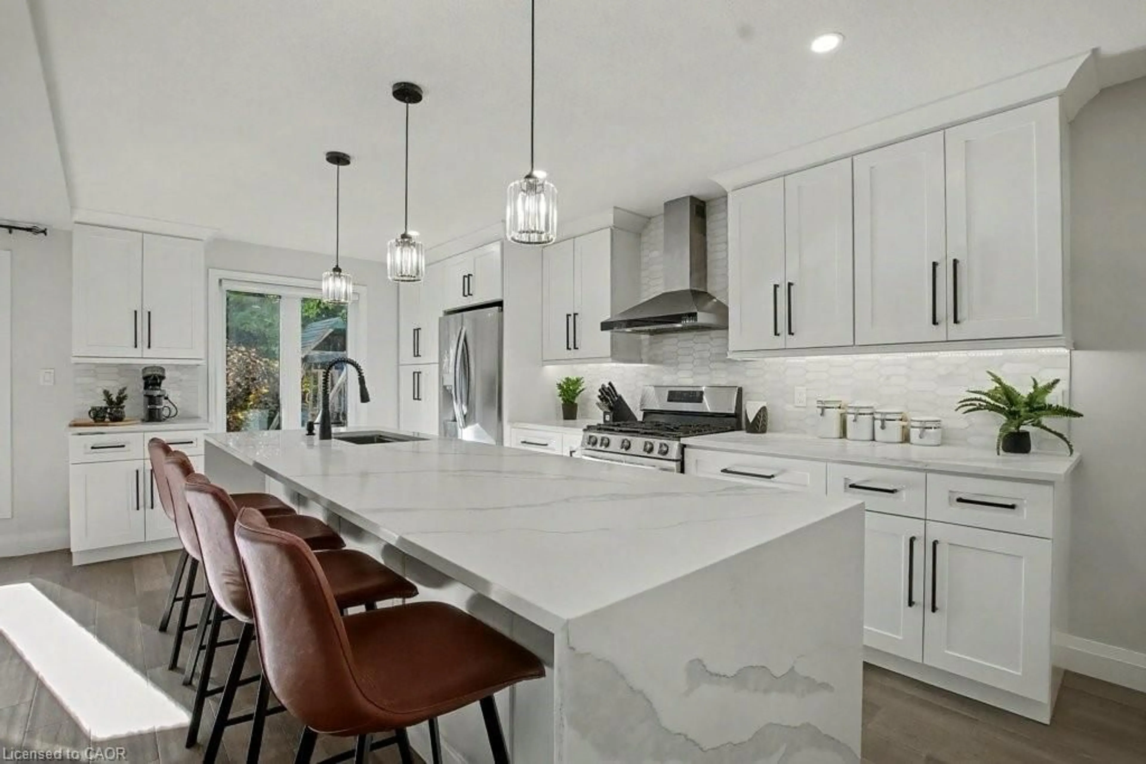 Contemporary kitchen, ceramic/tile floor for 166 Westvale Dr, Waterloo Ontario N2T 1C2