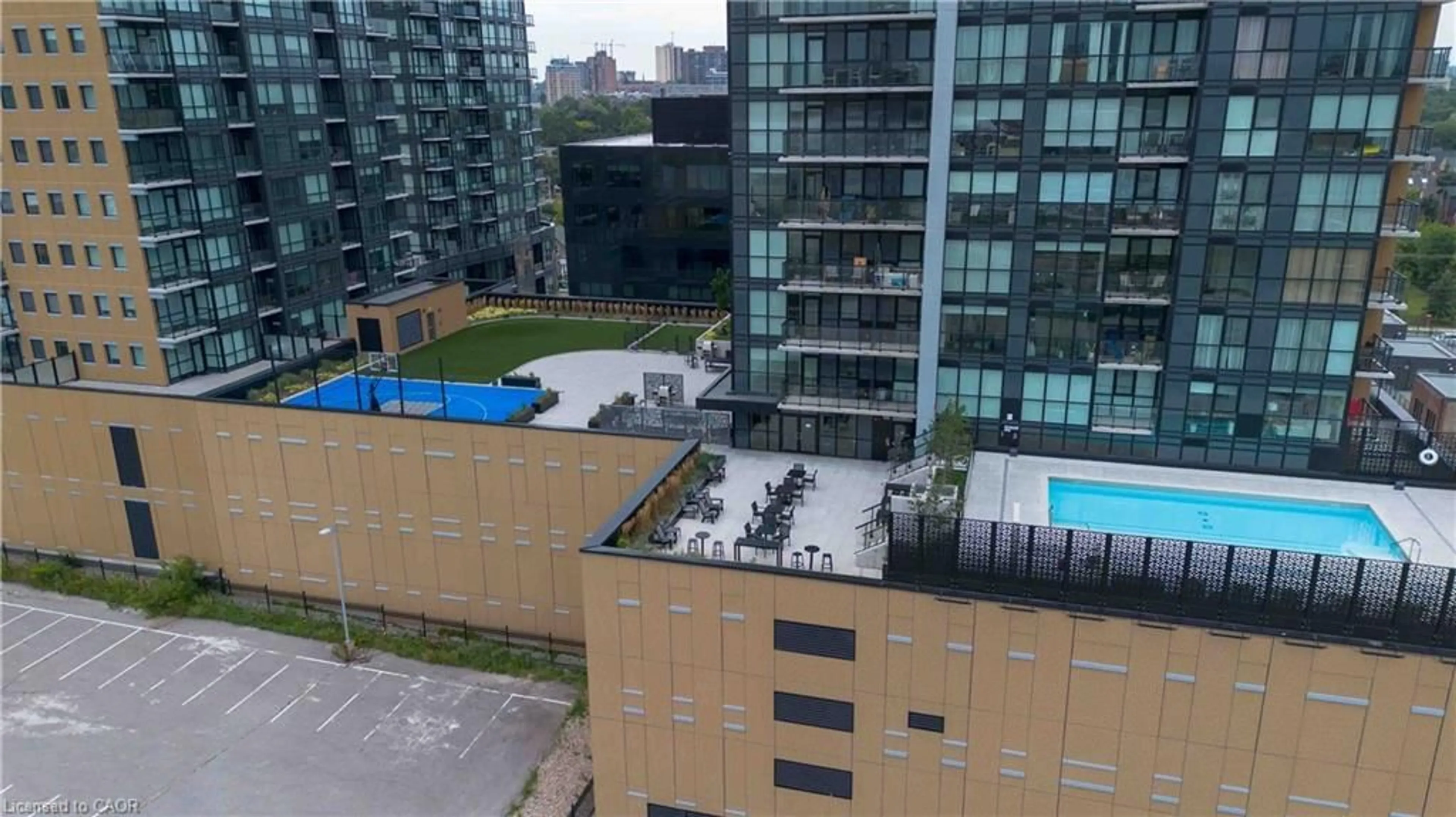 Unknown for 108 Garment St #605, Kitchener Ontario N2G 0E2