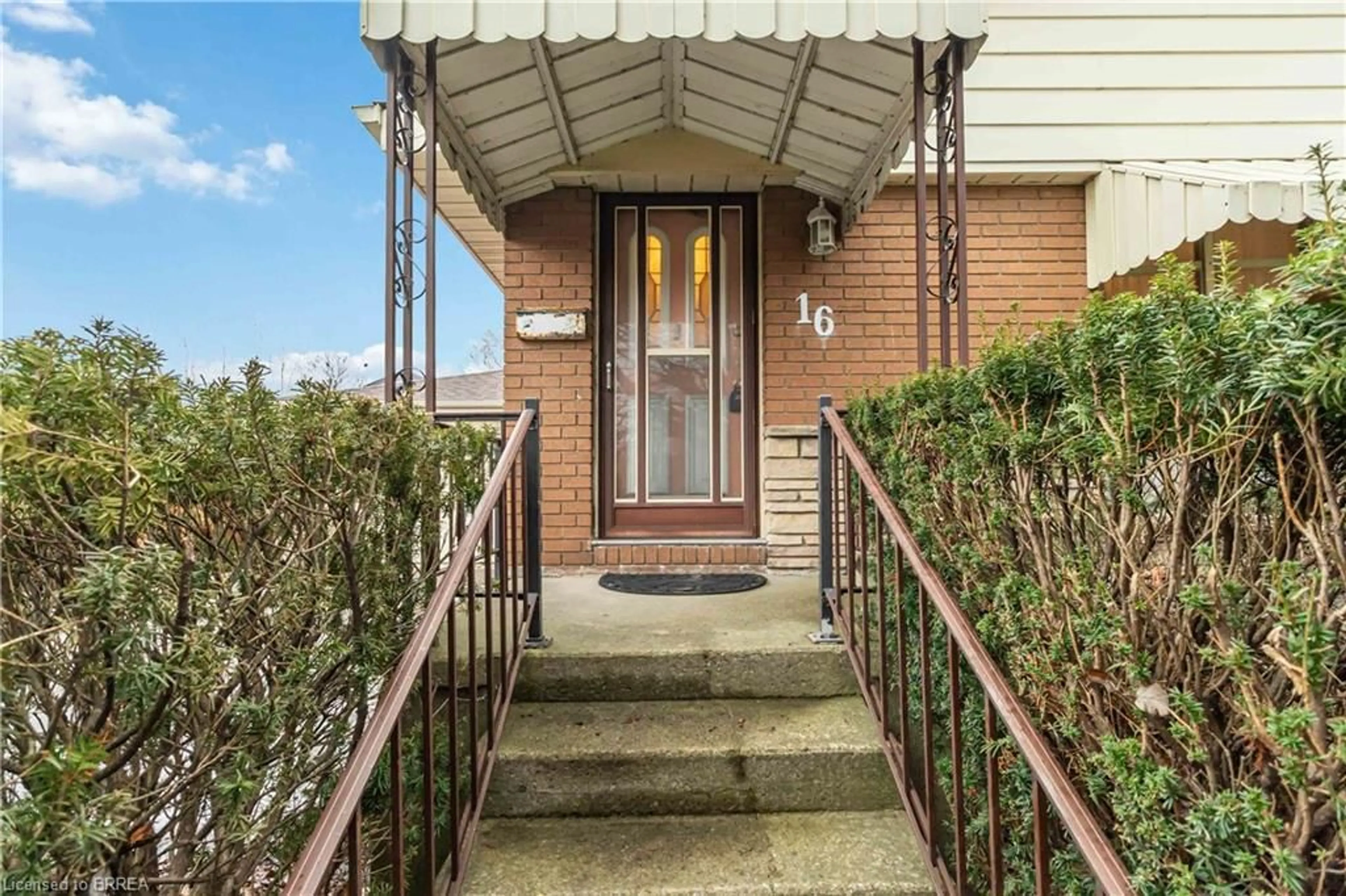 Unknown for 16 Paris Rd, Brantford Ontario N3R 1H7