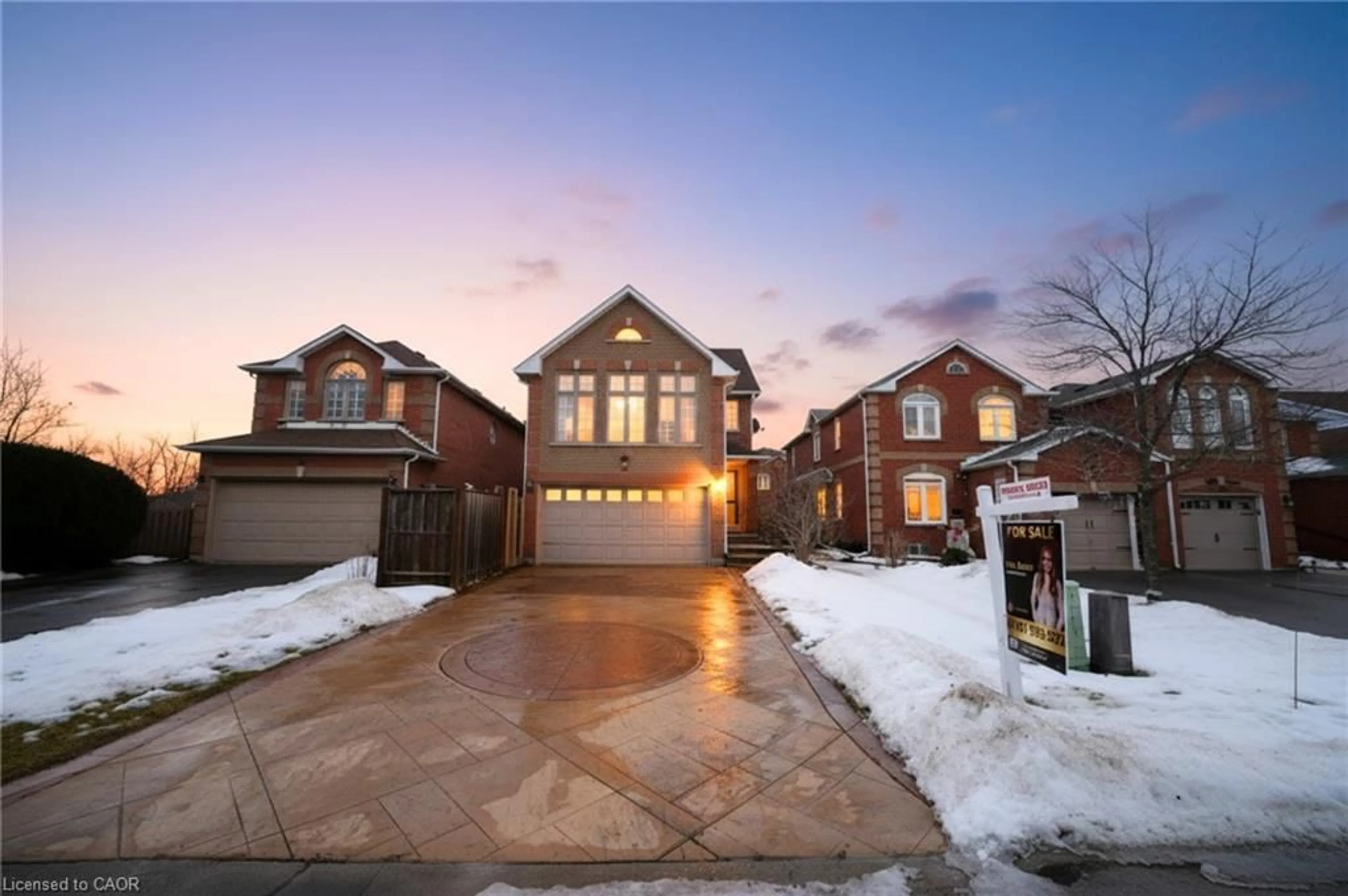 Home with brick exterior material, street for 42 Ripley Cres, Brampton Ontario L6Y 5C4