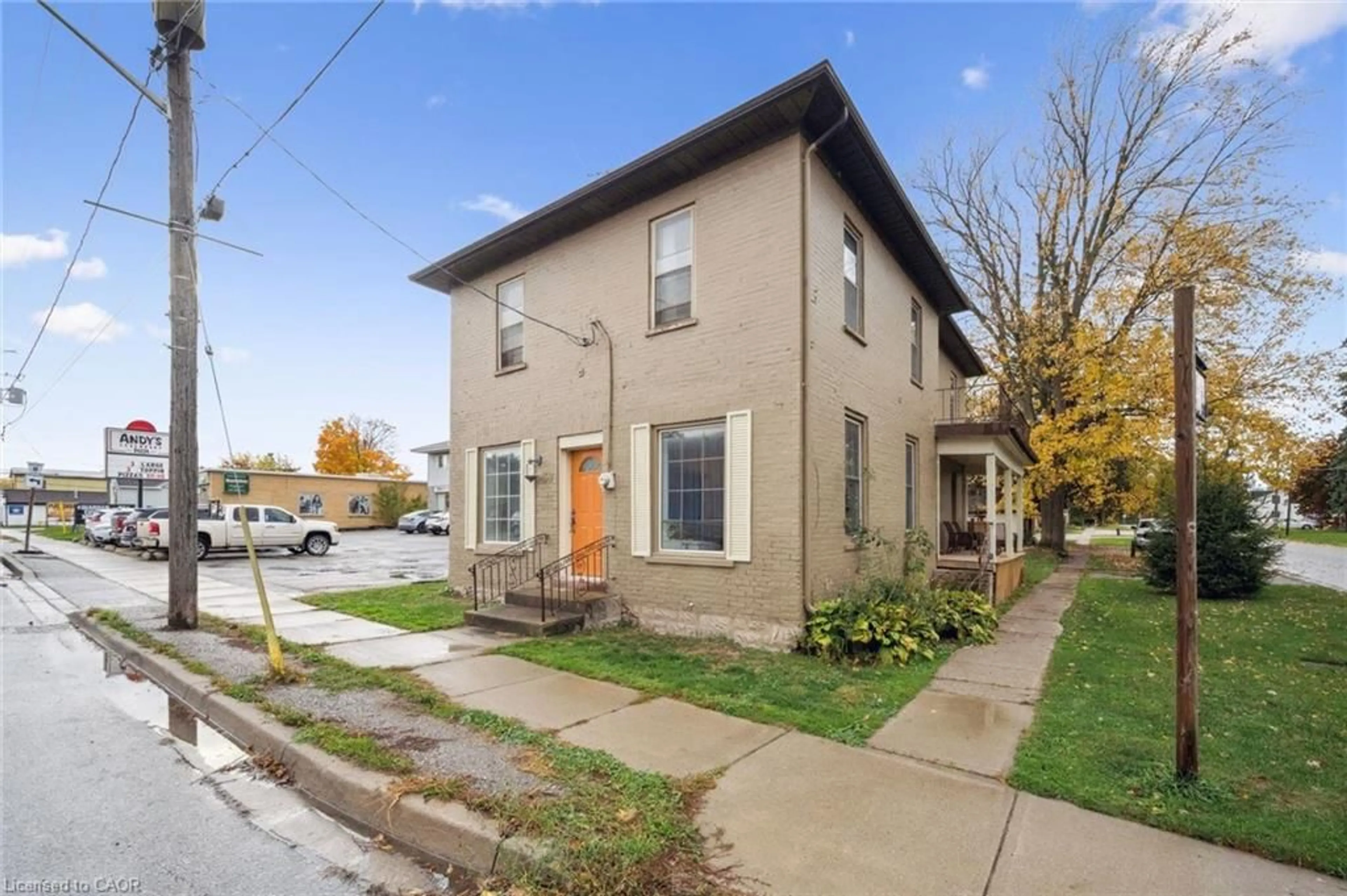 Home with brick exterior material, street for 39 Albert St, Plattsville Ontario N0J 1S0