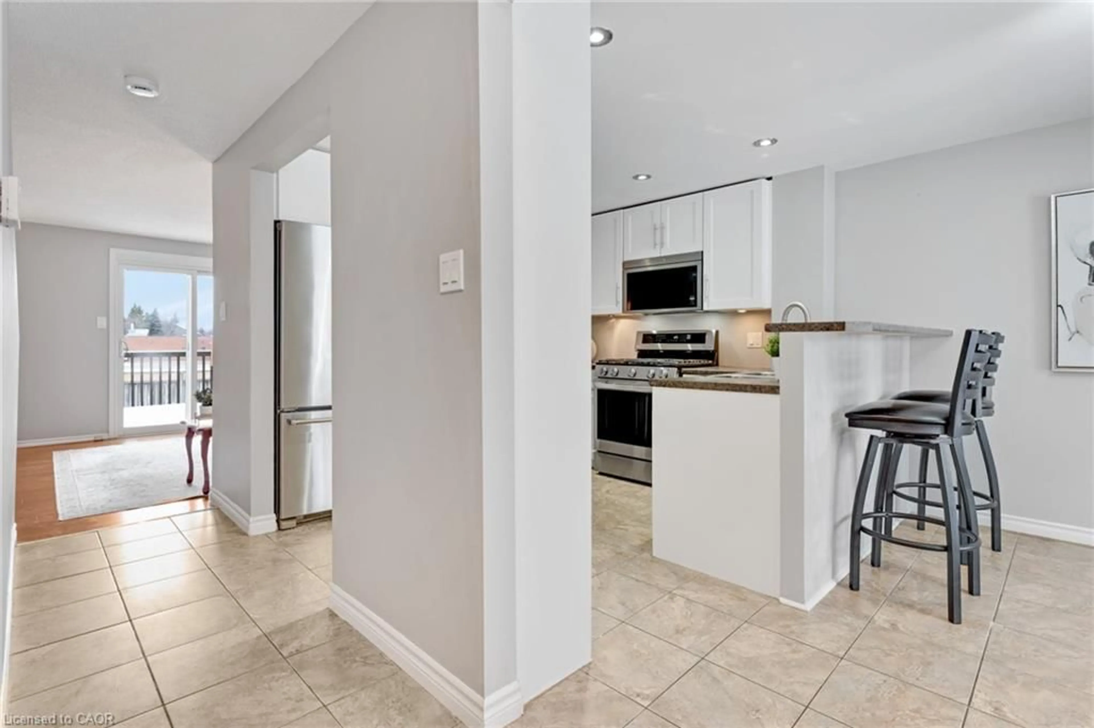 Open concept kitchen, ceramic/tile floor for 34 Rosebank Cres, Kitchener Ontario N2E 2R4