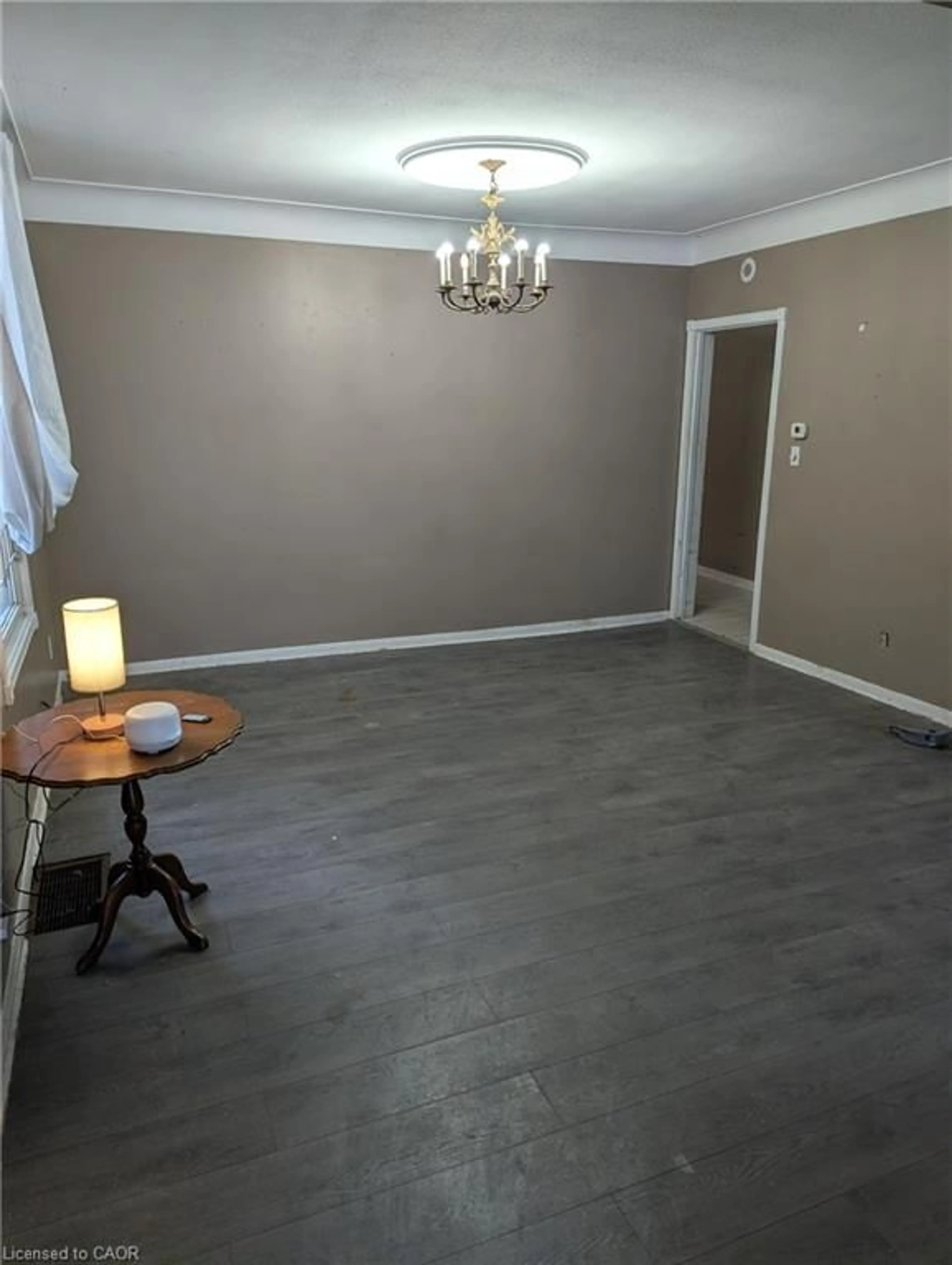 A pic of a room for 151 Gibson Ave, Hamilton Ontario L8L 6J8